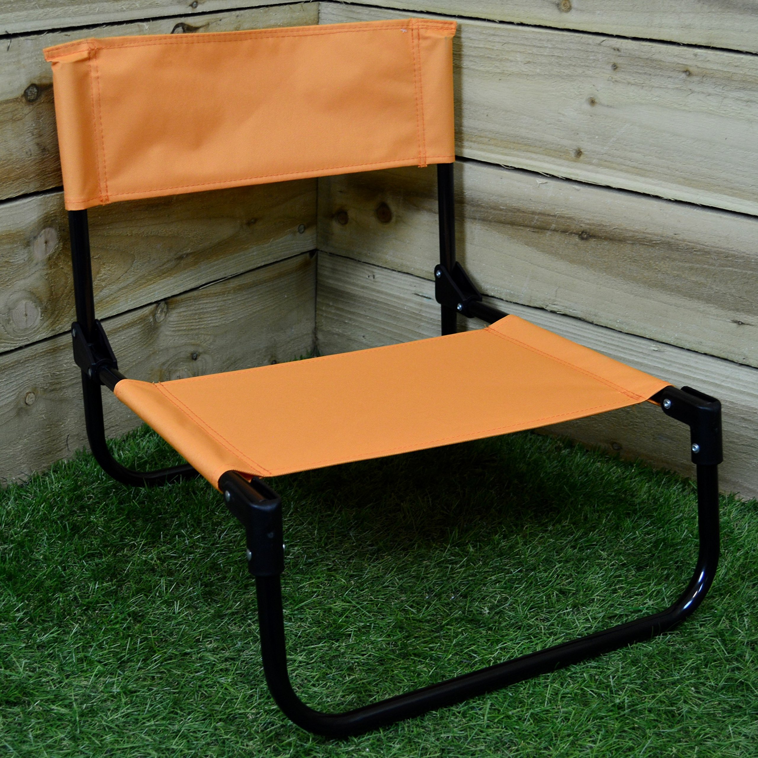 Lightweight Folding Canvas Camping / Beach Chair in Orange