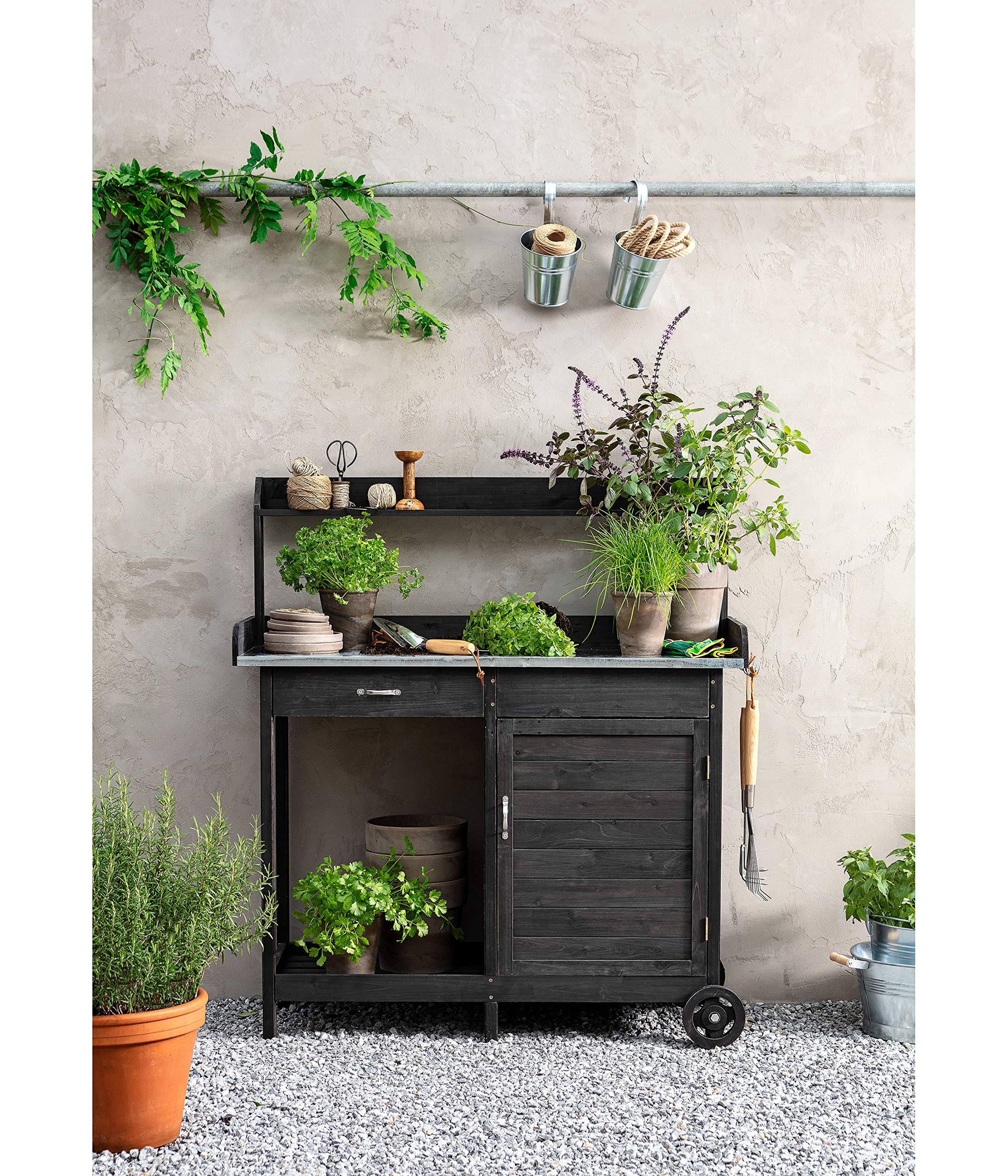 Dehner Holzpflanztisch Hamilton, ca. 125 x 112 x 46 cm, aus FSC® - zertifiziertem Tannenholz, braun