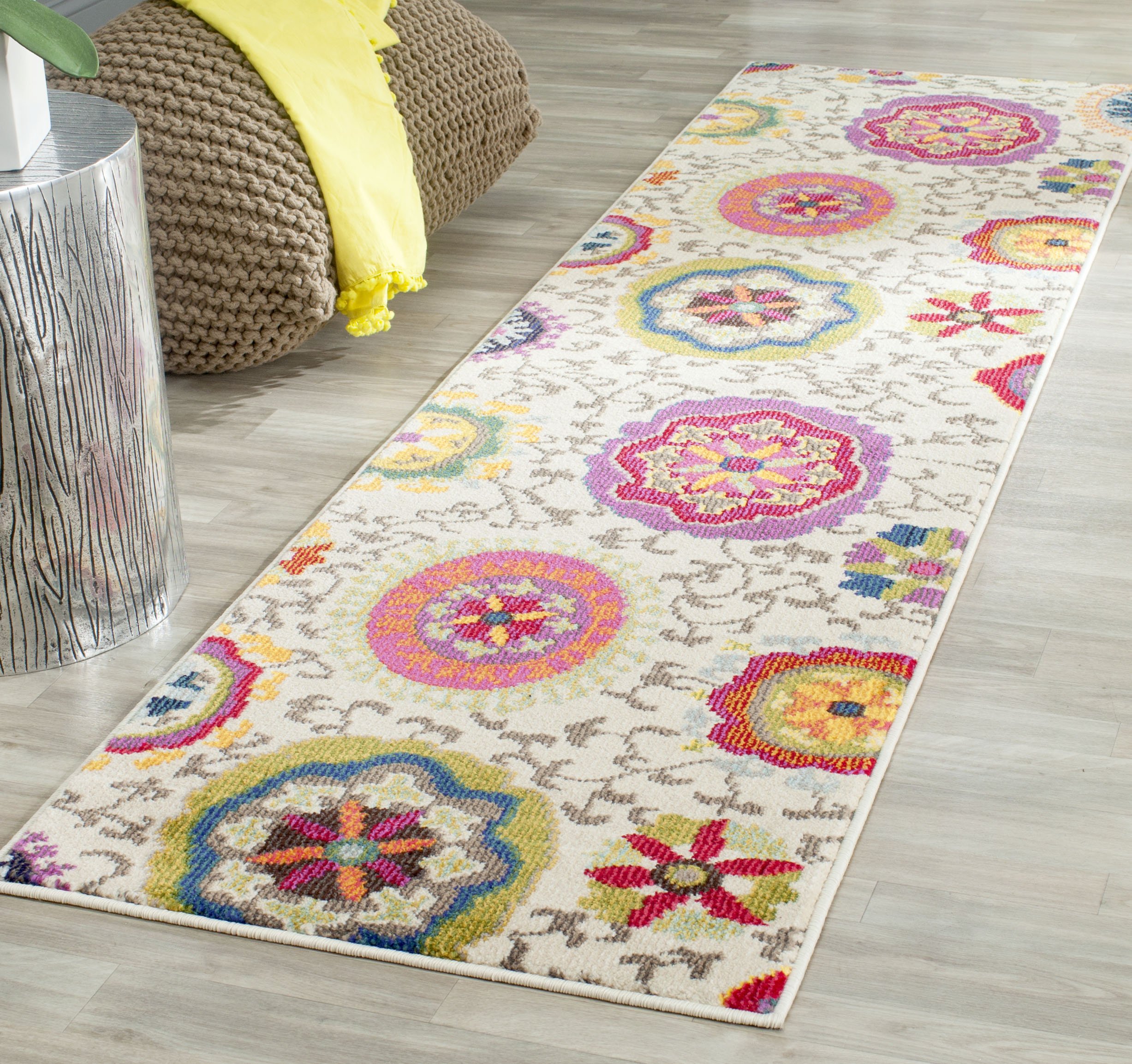 Safavieh Boho Rug for Living Room Dining Room, Bedroom - Monaco Collection, Short Pile, in Ivory and Multi, 66 x 305 cm