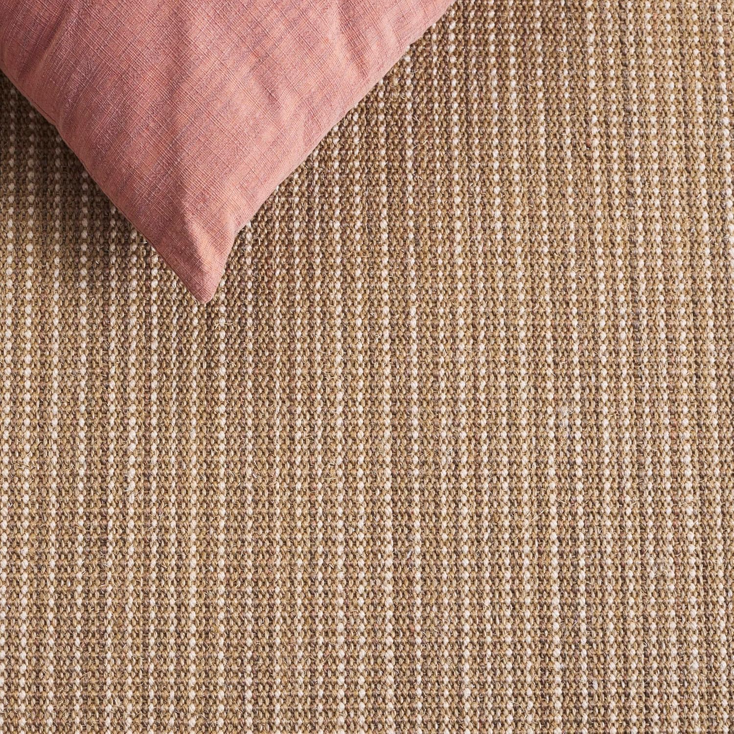 SAFAVIEH Natural Fiber Collection Area Rug - 6' x 9', Tan & Tan, Border Stripe Sisal Design, Easy Care, Ideal for High Traffic Areas in Living Room, Bedroom (NF442D)