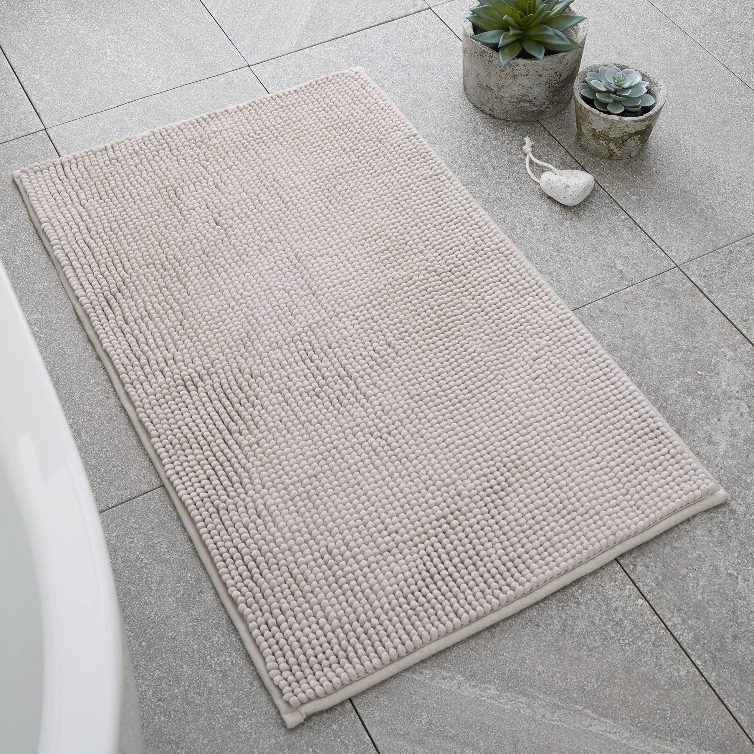 Catherine Lansfield Zero Twist Bobble Bath Mat