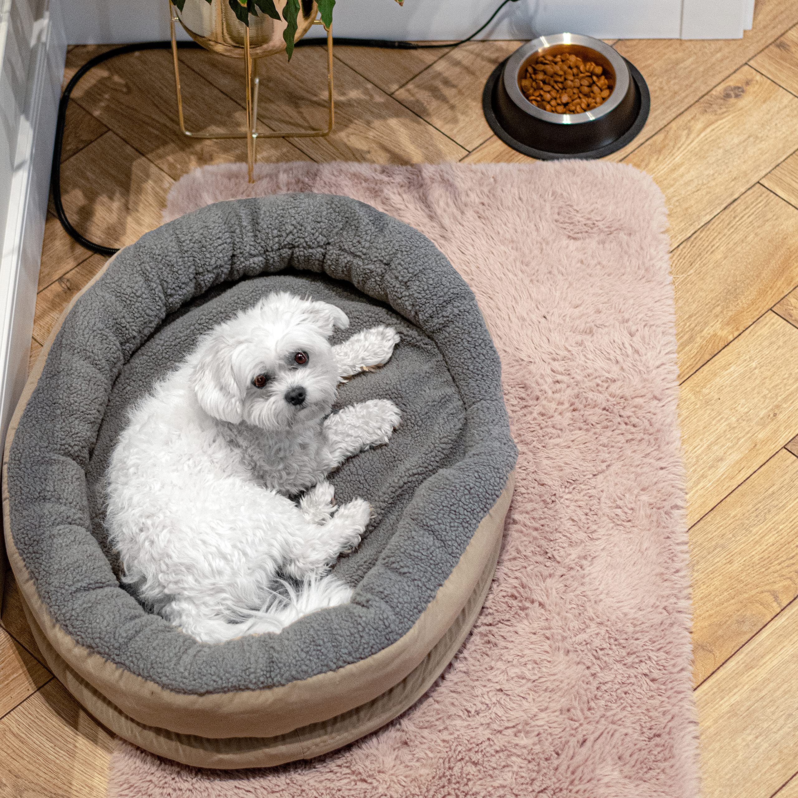 ADLER Camry CR7431 Letto per cani e gatti elettrico riscaldante rotondo 76 x 58 cm, riscaldamento per animali domestici, lana sintetica morbida, 18 W, bianco/marrone