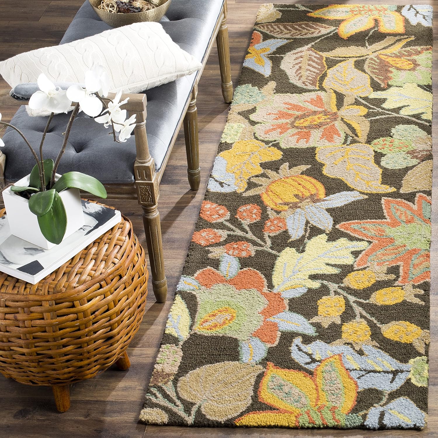 SAFAVIEH Blossom Collection 2'3" x 8' Black/Multi BLM863C Handmade Floral Premium Wool Runner Rug
