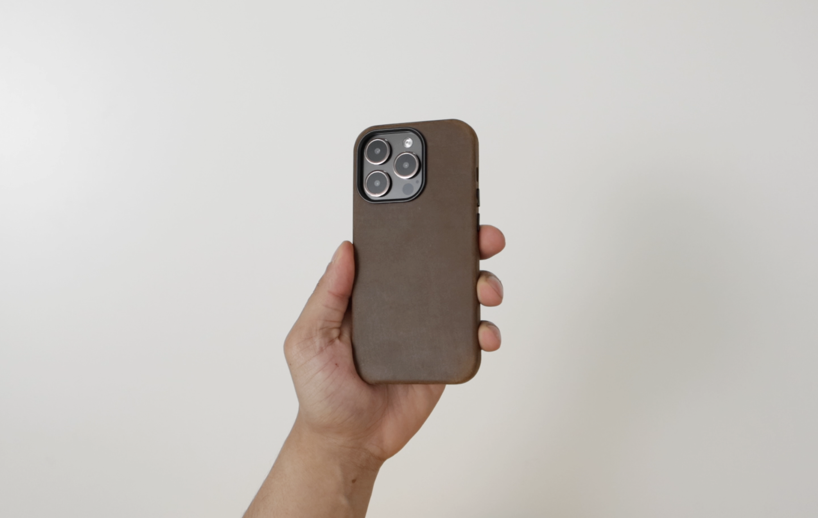 Watch Belemay iPhone 15 Pro Leather Case Review on Amazon Live