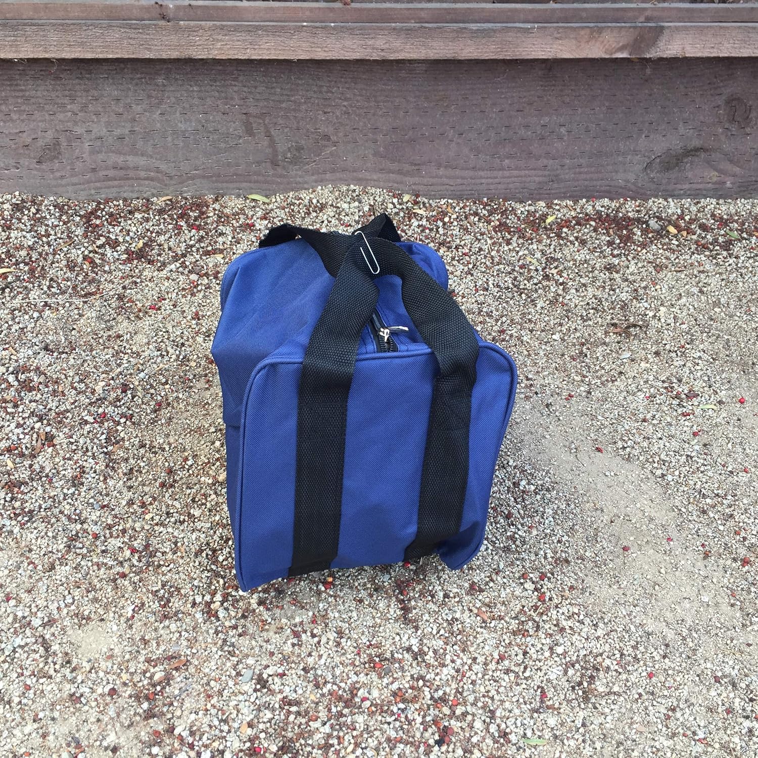 BuyBocceBalls Listing -Premium Heavy Duty Nylon Bocce Bag - Blue with Black Handles (Fits Eight 110mm Bocce Balls or Smaller)
