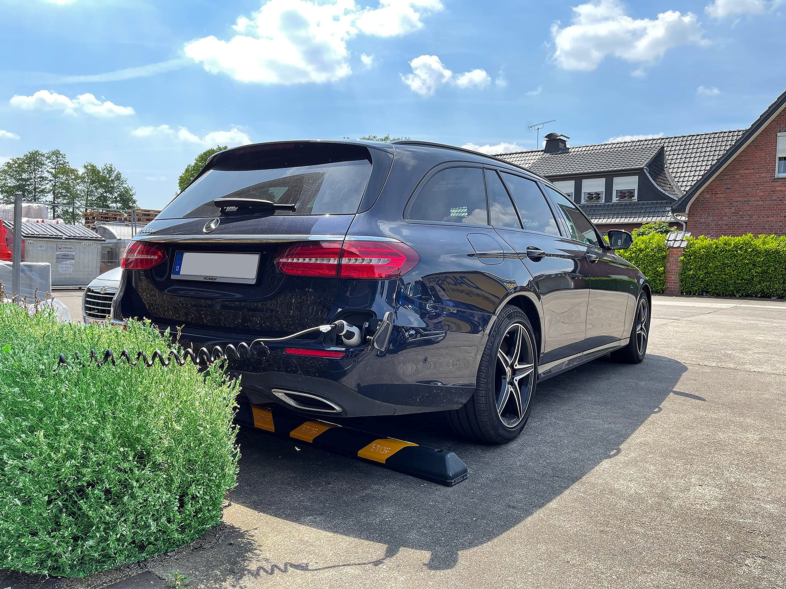 UvV-Flex ParkSTOP Fahrzeugstopper Parkplatzbegrenzer in verschiedenen Längen schwarz/gelb 60-110 - 190cm aus hartem PPC - Einparkhilfe Garage/Carport/Parkplatz (Polyurethan, 600 mm)