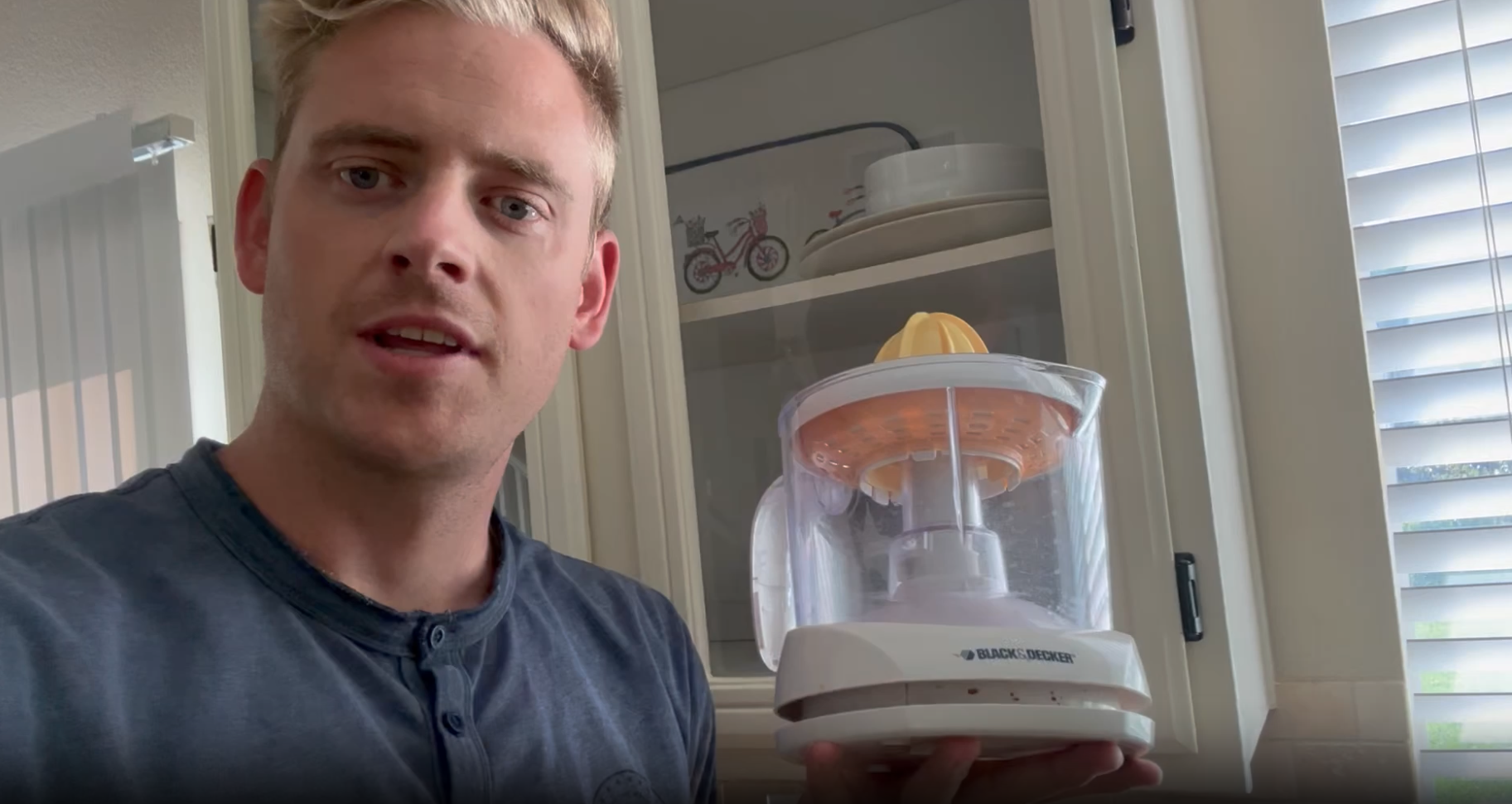 Watch What you need to know before buying on Amazon Live