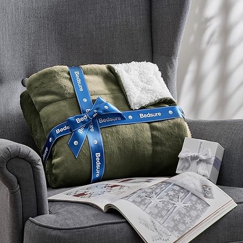 Miniatura 6 de Bedsure Manta de vellón sherpa para el sofá, manta gruesa y cálida para el invierno, suave y mullida, para el otoño, color verde hiedra, 50 x 60