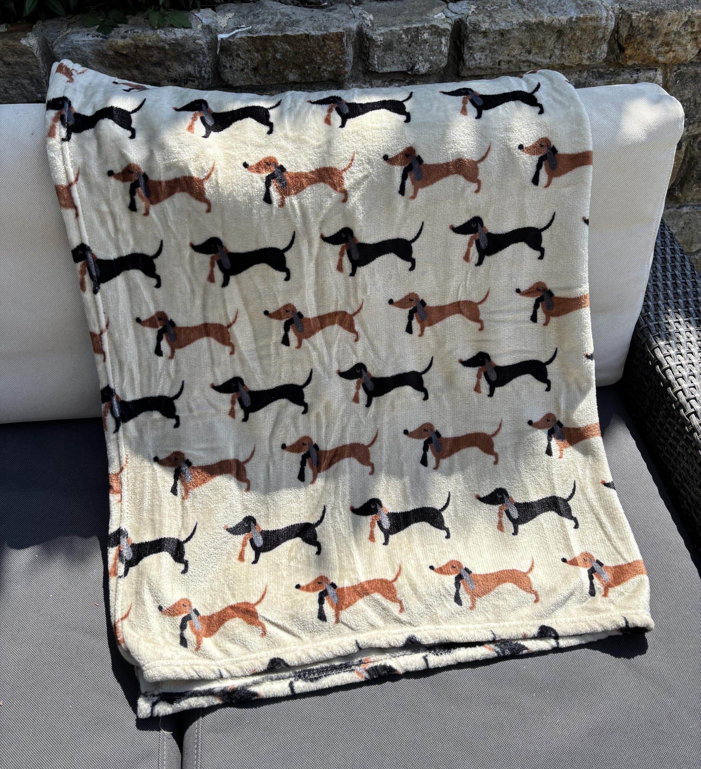 Gedruckte Flanelldecke/Kuscheldecke - Dackel/Wursthund Design (120 x 150 cm)