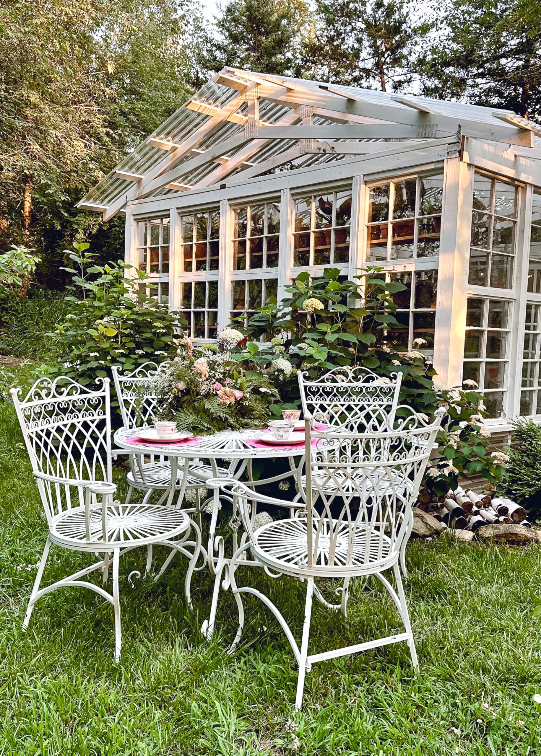 Amazon.com: SAFAVIEH Outdoor - Thessaly 5-Piece Bistro Dining Set