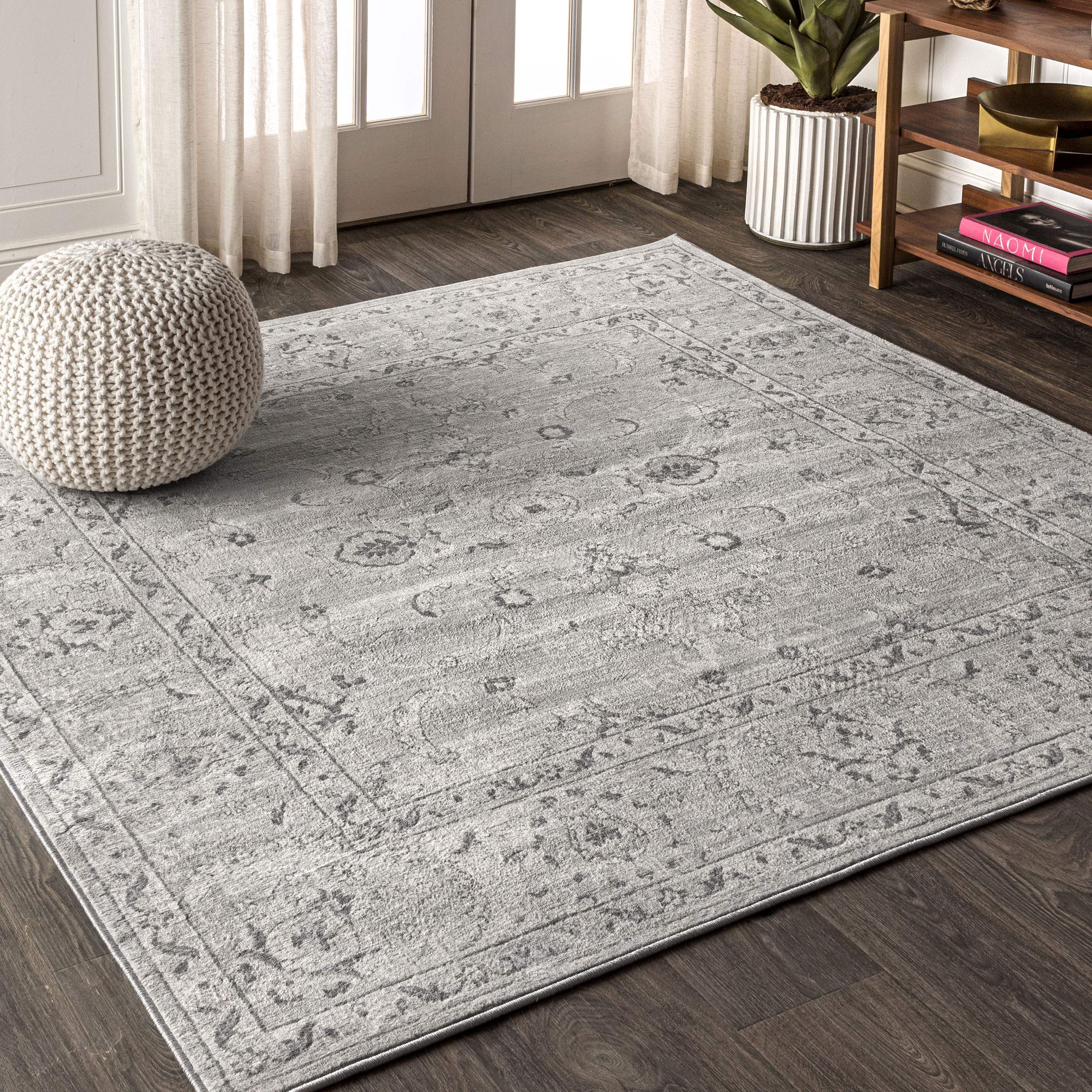 JONATHAN Y Modern Vintage Light Grey 6x6 Square Indoor Area Rug, Country, Floral, Easy-Cleaning for Living Room, Bedroom, Kitchen, Pet Friendly,