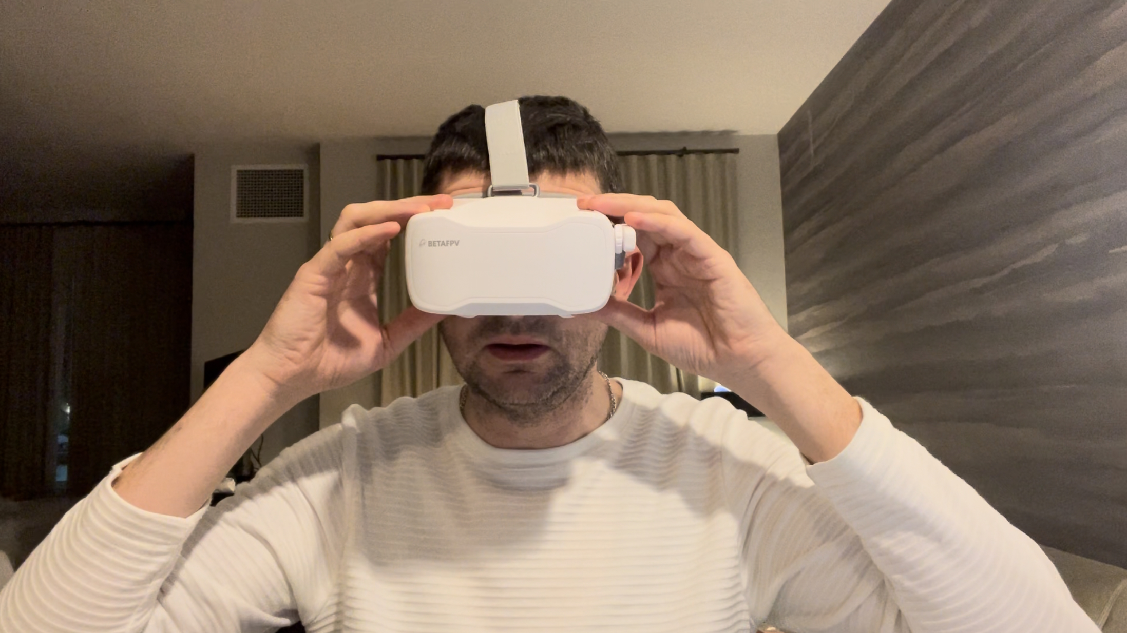 Watch It can record a video honest review BetaFPV VR03 FPV Goggles on Amazon Live