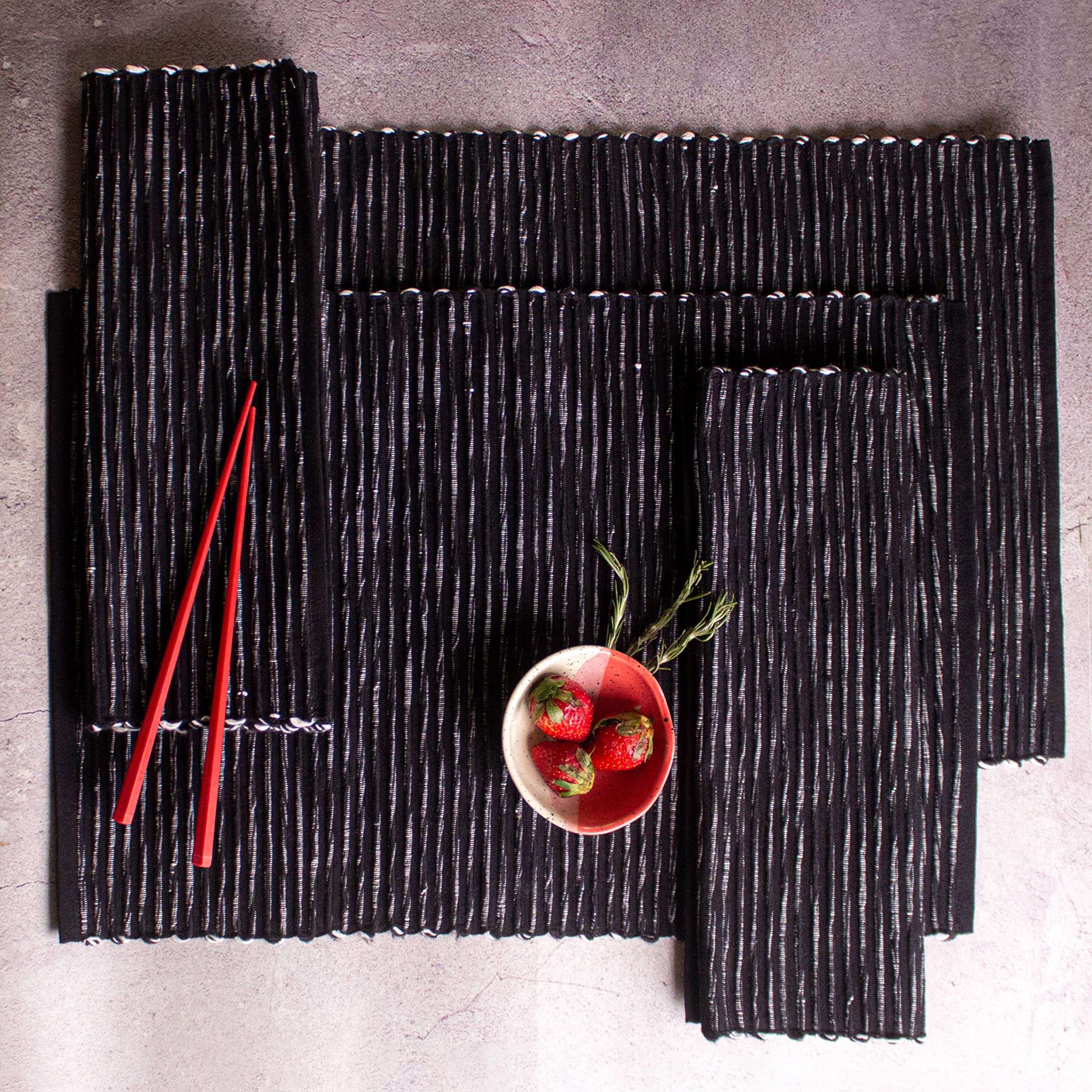 PIXEL HOME DECOR Dining Placemats Fine Ribbed Cotton - Smart Modern Colours & Designs, Use at Home, Cafes, Restaurants & Hotels 45x30 cm (Black, Pack of 4)