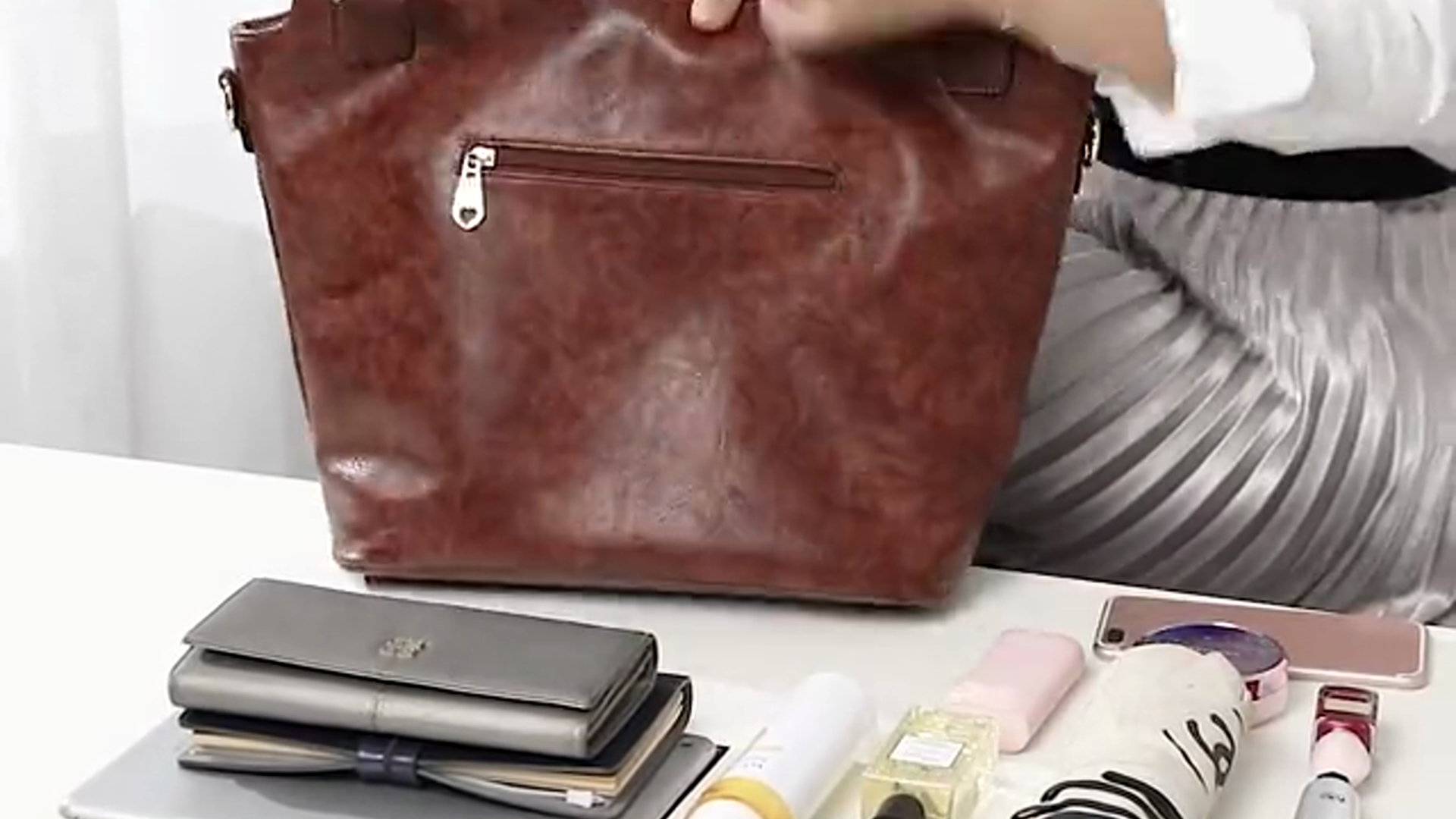 Bolso Tote para Mujer de Cuero PU Color Caqui Grande miniatura 7
