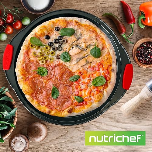 Miniatura 16 de NutriChef NCBPIZ1 Bandeja antiadherente para pizza de 13 pulgadas, bandeja redonda de acero al carbono antiadherente para hornear pizza con agujeros