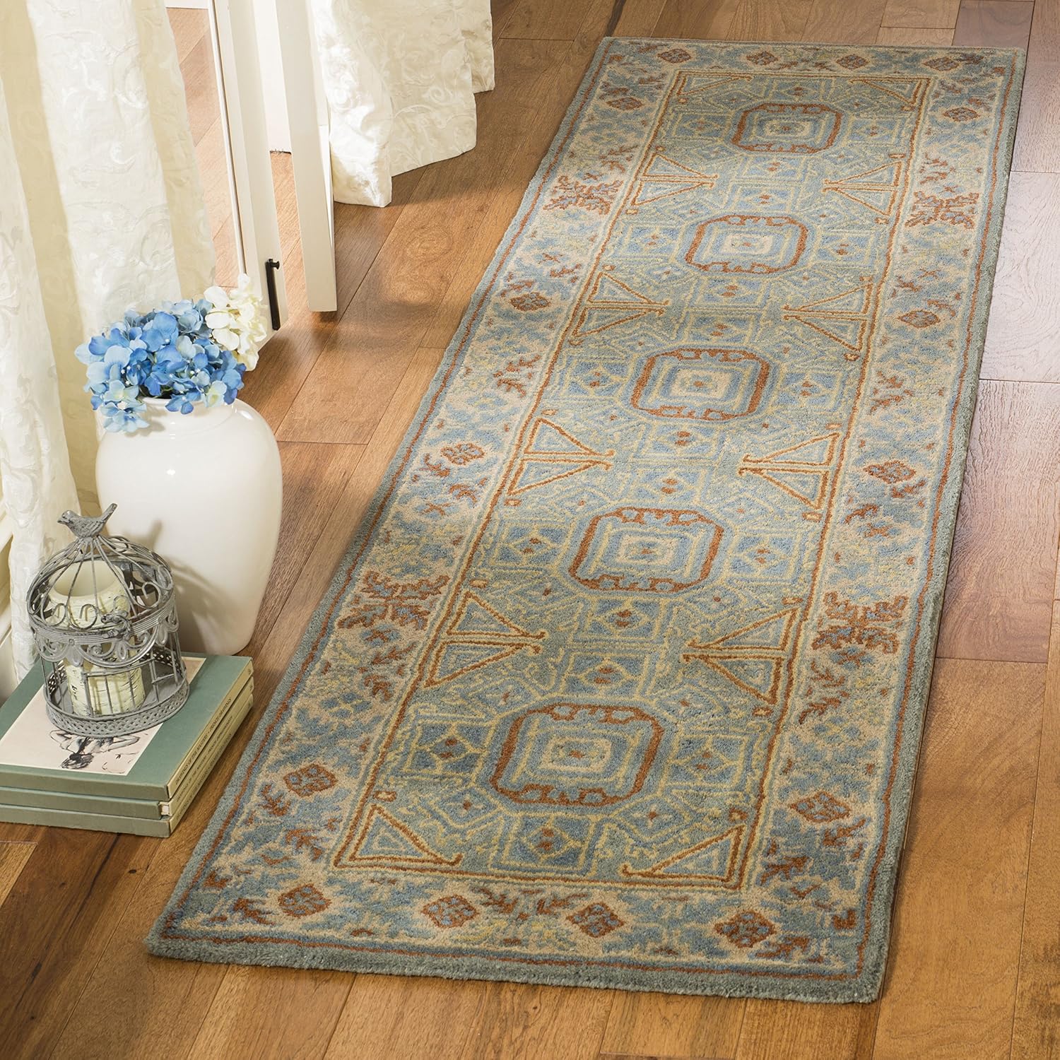 SAFAVIEH Heritage Collection Runner Rug - 2'3" x 8', Blue & Beige, Handmade Traditional Oriental Wool, Ideal for High Traffic Areas in Living Room, Bedroom (HG743M)