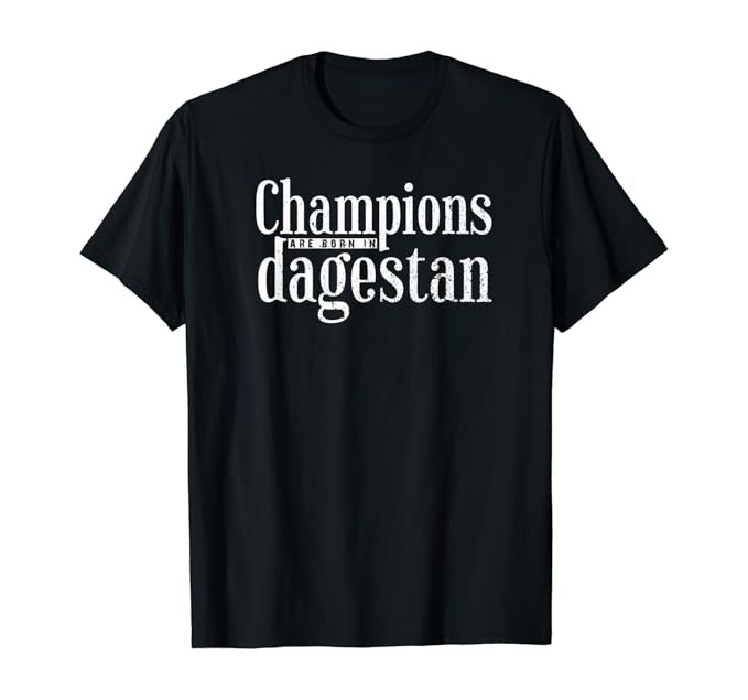 Dagestan ist die Perle des Kaukasus. Mit all seine Naturschönheiten, hat diese Region auch die Besonderheit, dass sie unzählig viele überirdisch starke Sportler hervorbringt. Der Einzelkampf, wie zum Beispiel Boxen, Karate, Sambo, Käfigkampf, Judo und insbesondere Ringen ist in der Republik Dagestan sehr beliebt. Als Mann muss man eines dieser Sportarten gut beherrschen, um von anderen als Mann zu gelten. Dagestanische Sportler, vor allem Ringer, werden von den Gegnern gefürchtet. Weil sie sehr viele Ringertechniken und Fassarten beherrschen und gleichzeitig eine bärenstarke Fitness besitzen. Deshalb dominieren sie in internationalen Wettkämpfen wie in Weltmeisterschaften. Zeige auch du mit Stolz, woher du kommst.