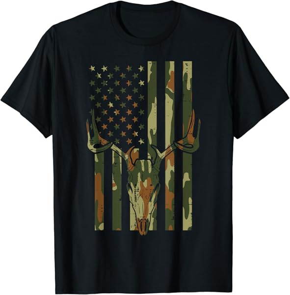Camo US Flag Deer Skull Vintage Hunting Patriotic Hunt Dad T-Shirt