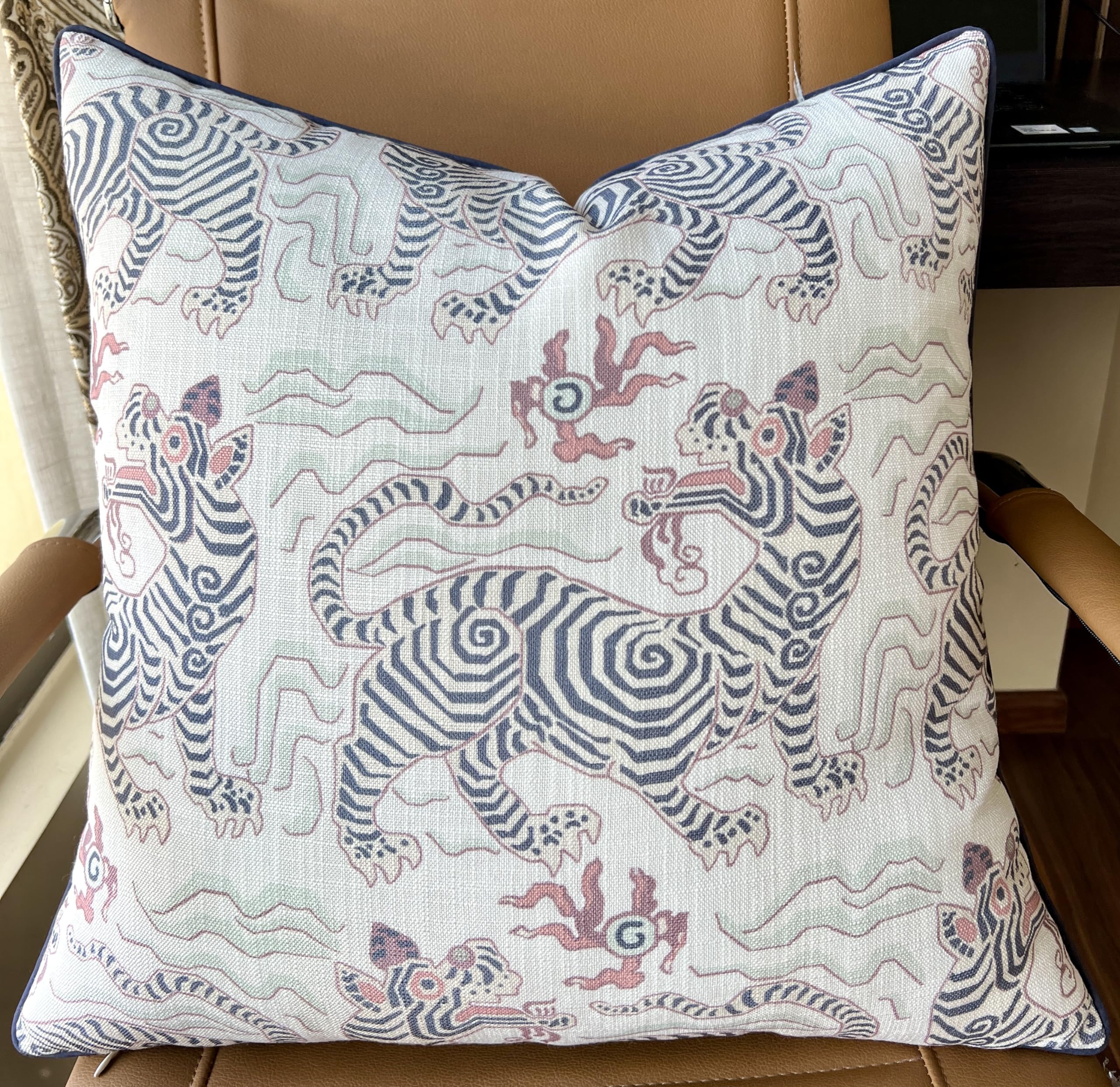 YugTex Distressed Kilim Tiger