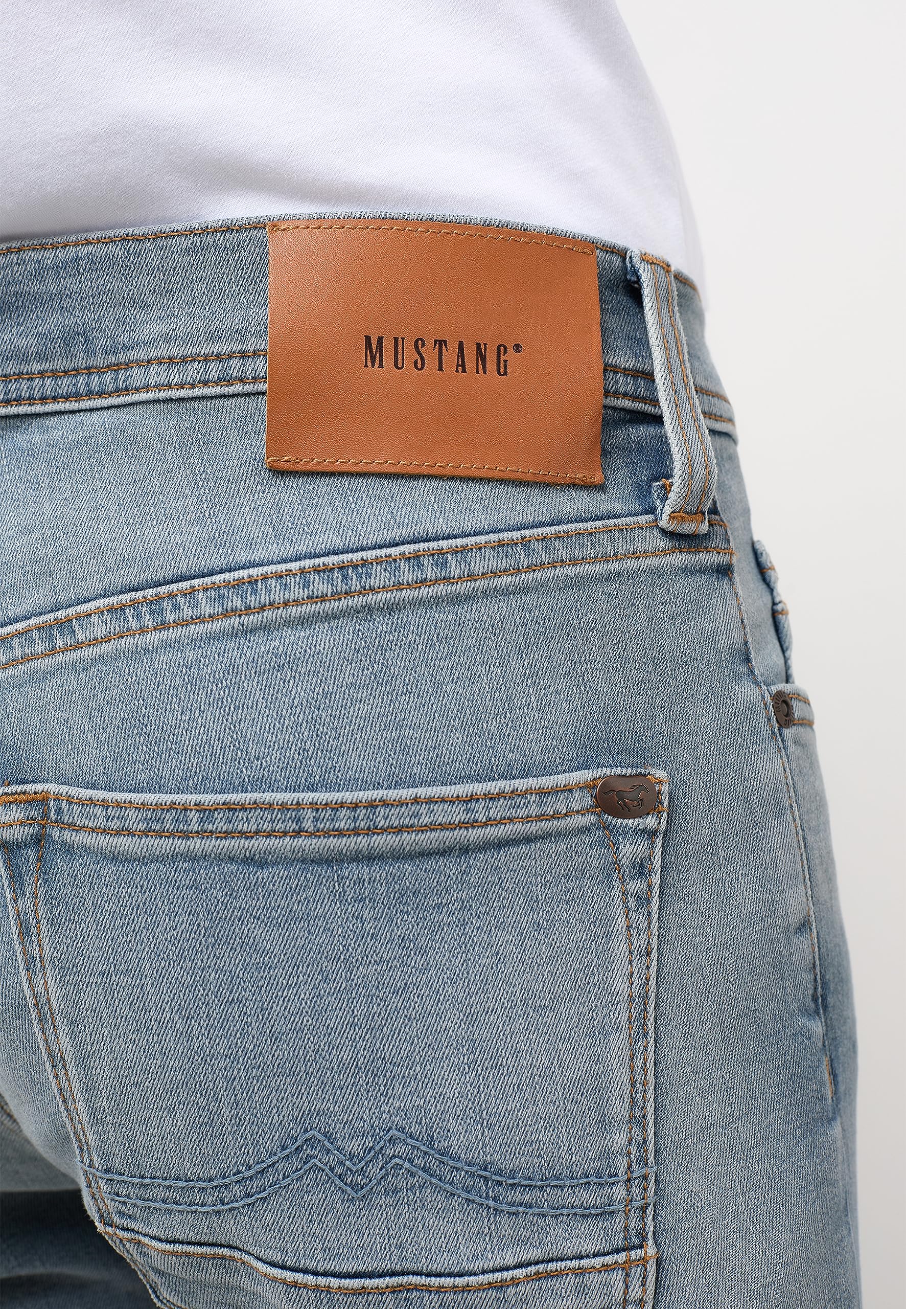 MUSTANG Herren Jeans Vegas - Slim Fit - Blau - Light Blue Denim W28-W38 Stretch, Größe:30W / 30L, Farbvariante:Light Blue Denim 583
