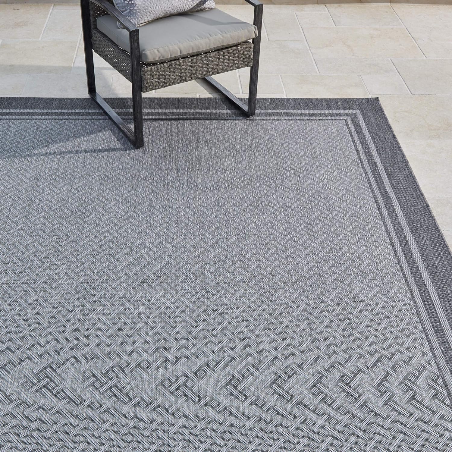 Gertmenian Indoor Outdoor Classic Flatweave Area Rug, Stain