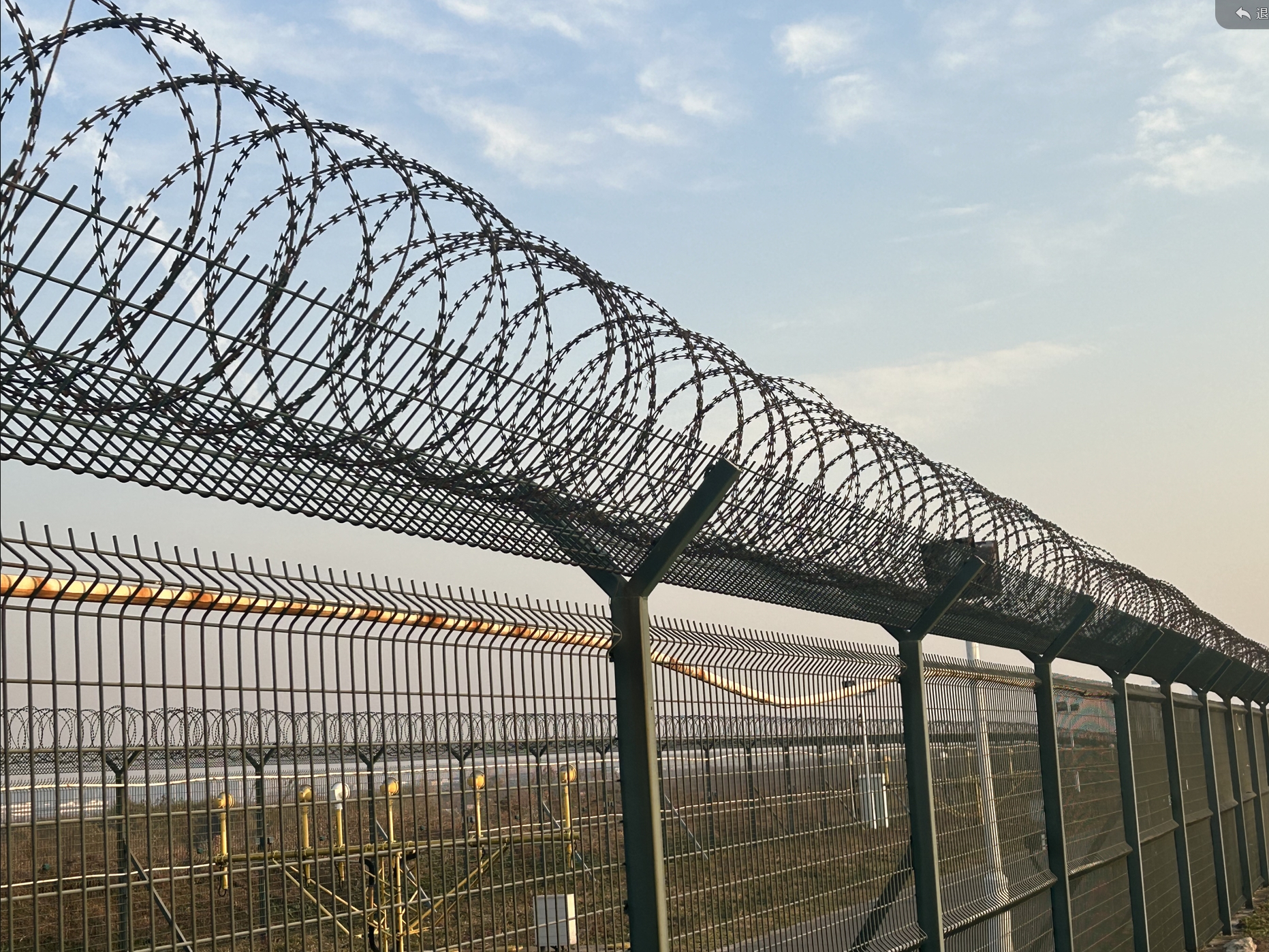 Rabiページ Amazon.com: YXJSTO Razor Wire 250FT, Galvanized BTO-22 Razor