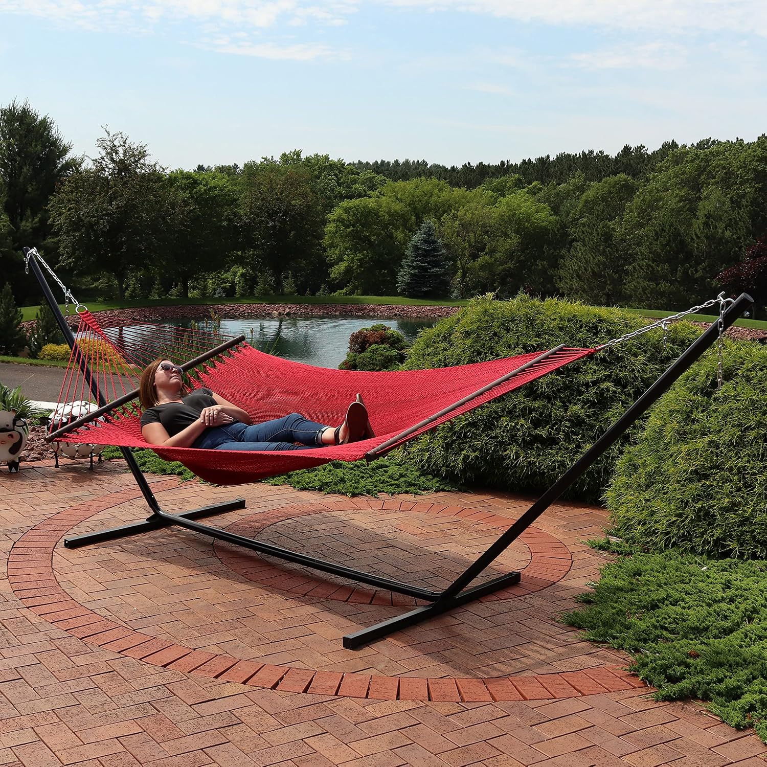 Sunnydaze Polyester Rope Double Hammock with 15-Foot Steel Stand - 400-Pound Capacity - Red