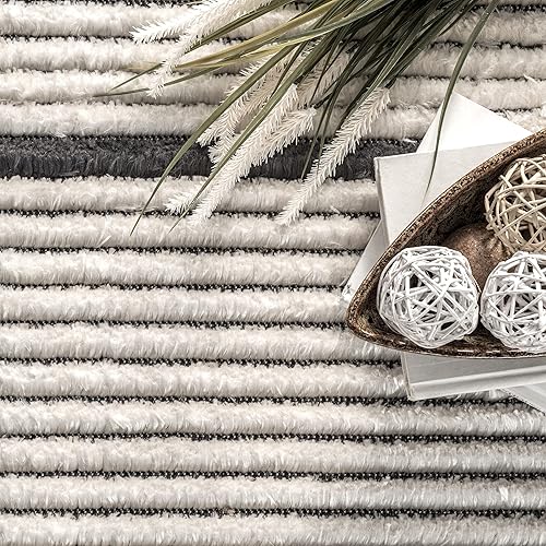 Miniatura 4 de nuLOOM Lucia - Alfombra suave y lanuda con panel geométrico con flecos, 4 x 6, beige