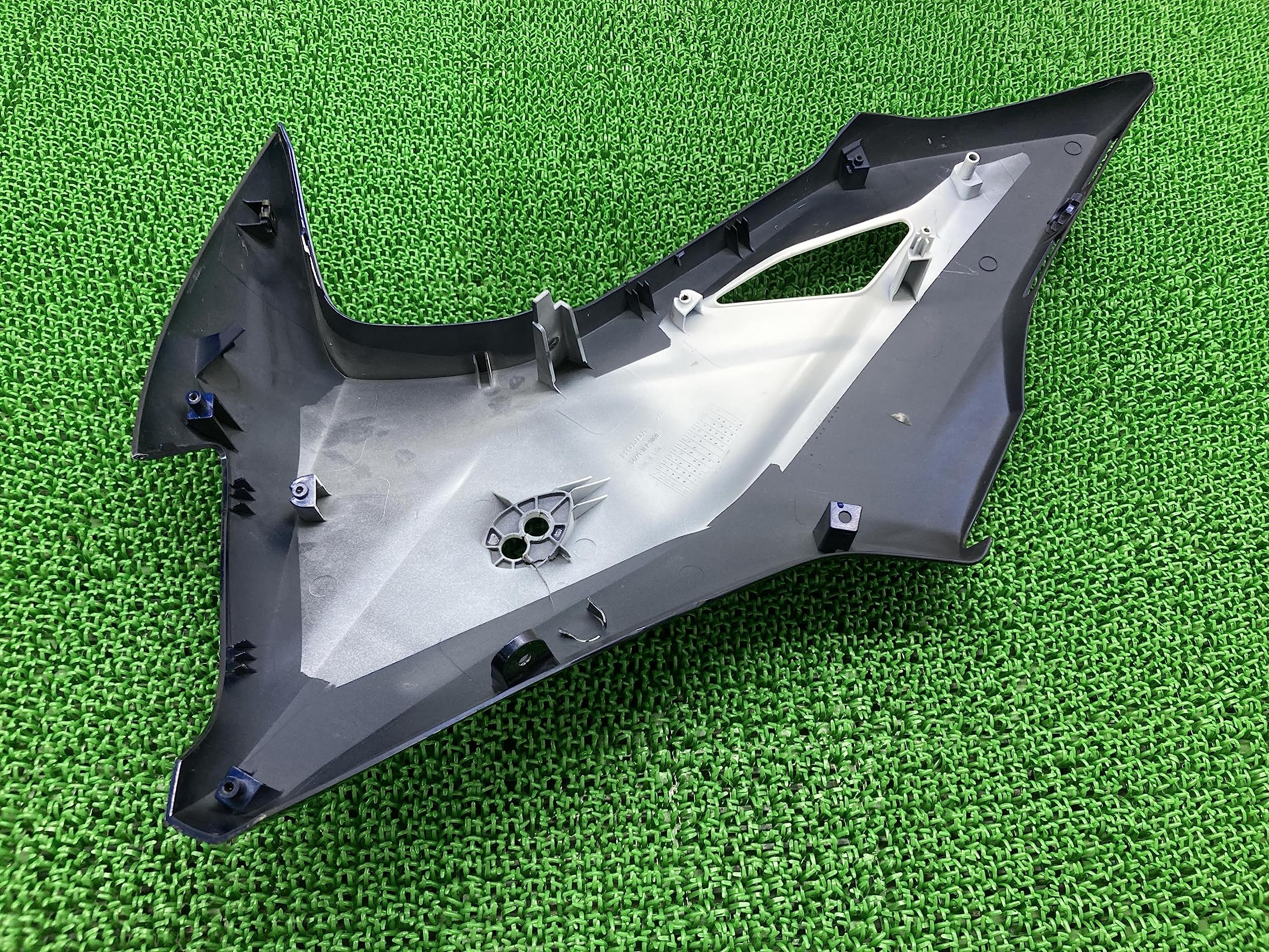 CB1300SB純正ハーフカウル左側パネル/アッパーカウル SC54/スーパー