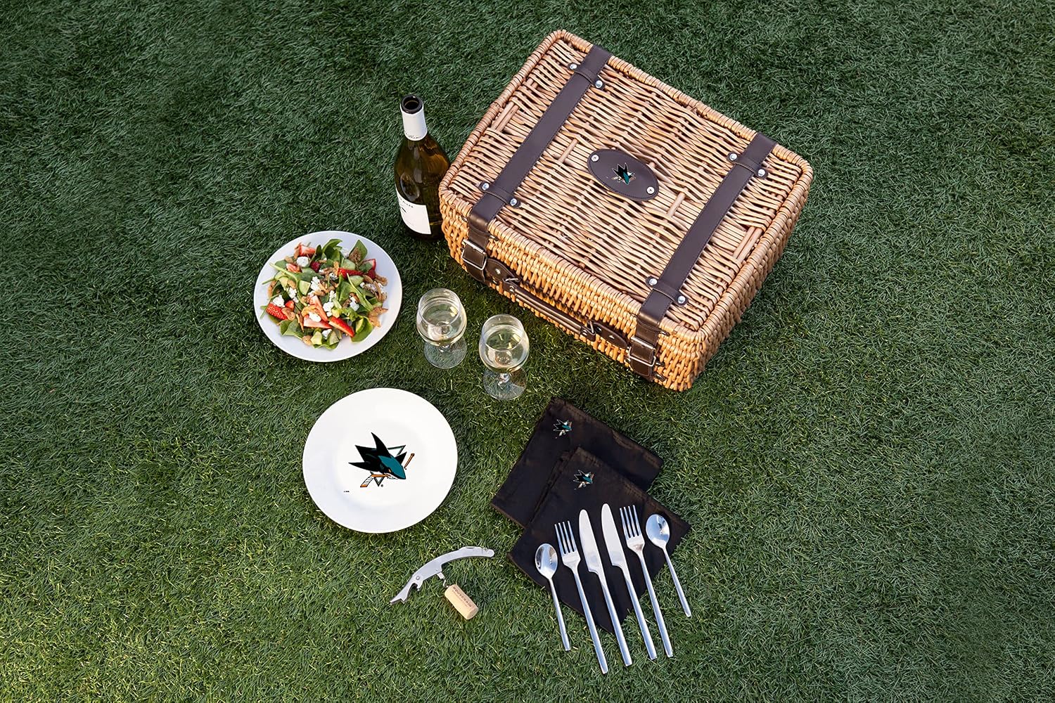 PICNIC TIME NHL Unisex-Adult NHL Champion Picnic Basket for 2, Large Wicker Picnic Set with Cutlery Service Kit