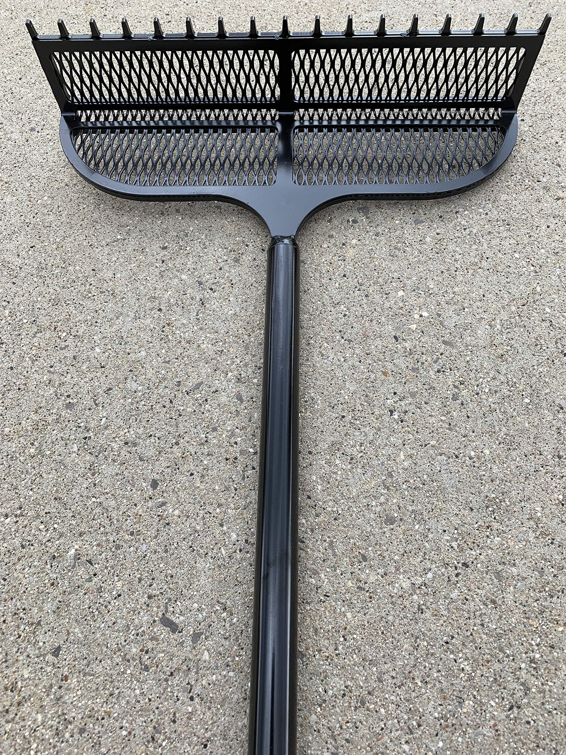 Heavy Duty Welded Full Metal One Piece Sand Beach Pond River Zebra Mussel and Lake Rake