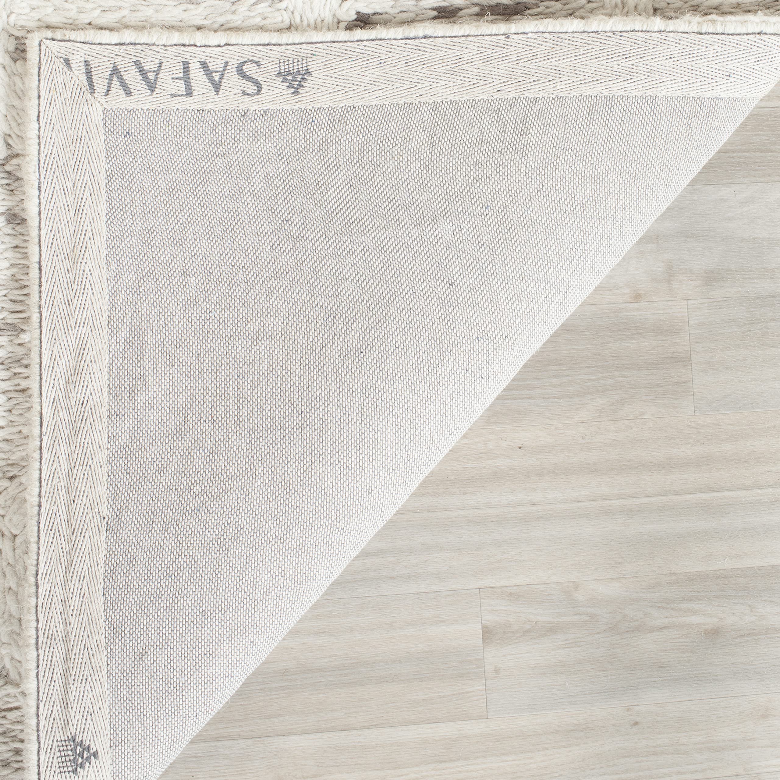 SAFAVIEH Himalaya Collection Runner Rug - 2'3 x 6', Stone, Handmade Wool, Ideal for High Traffic Areas in Living Room, Bedroom (HIM820A