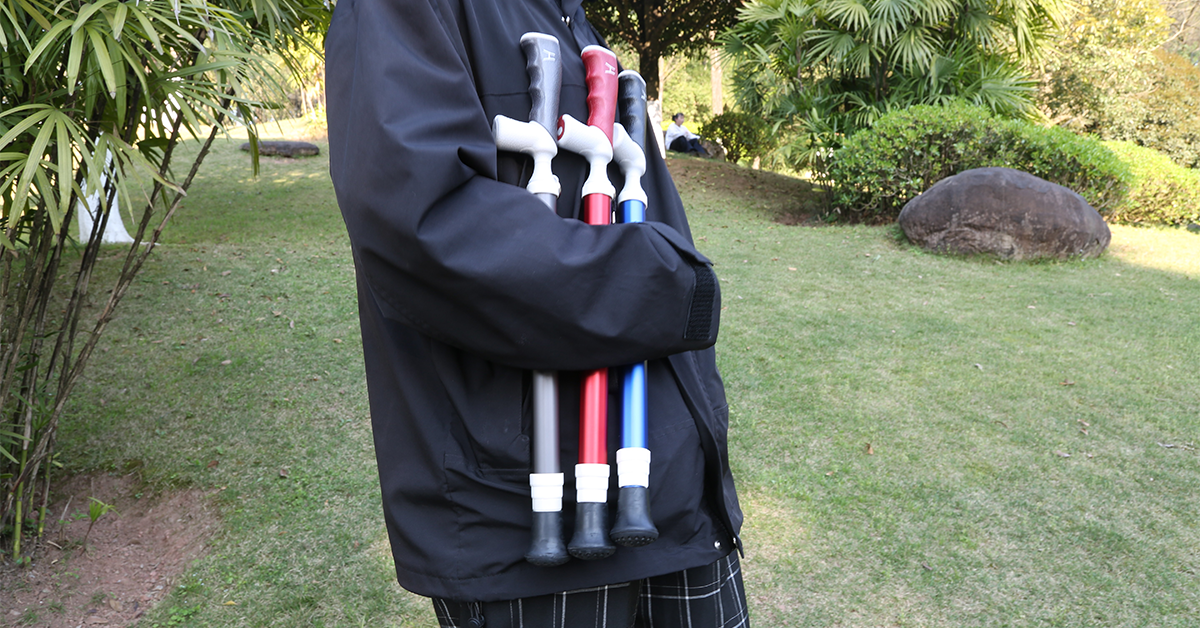 Amazon.co.jp: PIPIBIKE 杖 伸縮式 ステッキ 軽量 折りたたみ式 蛍光