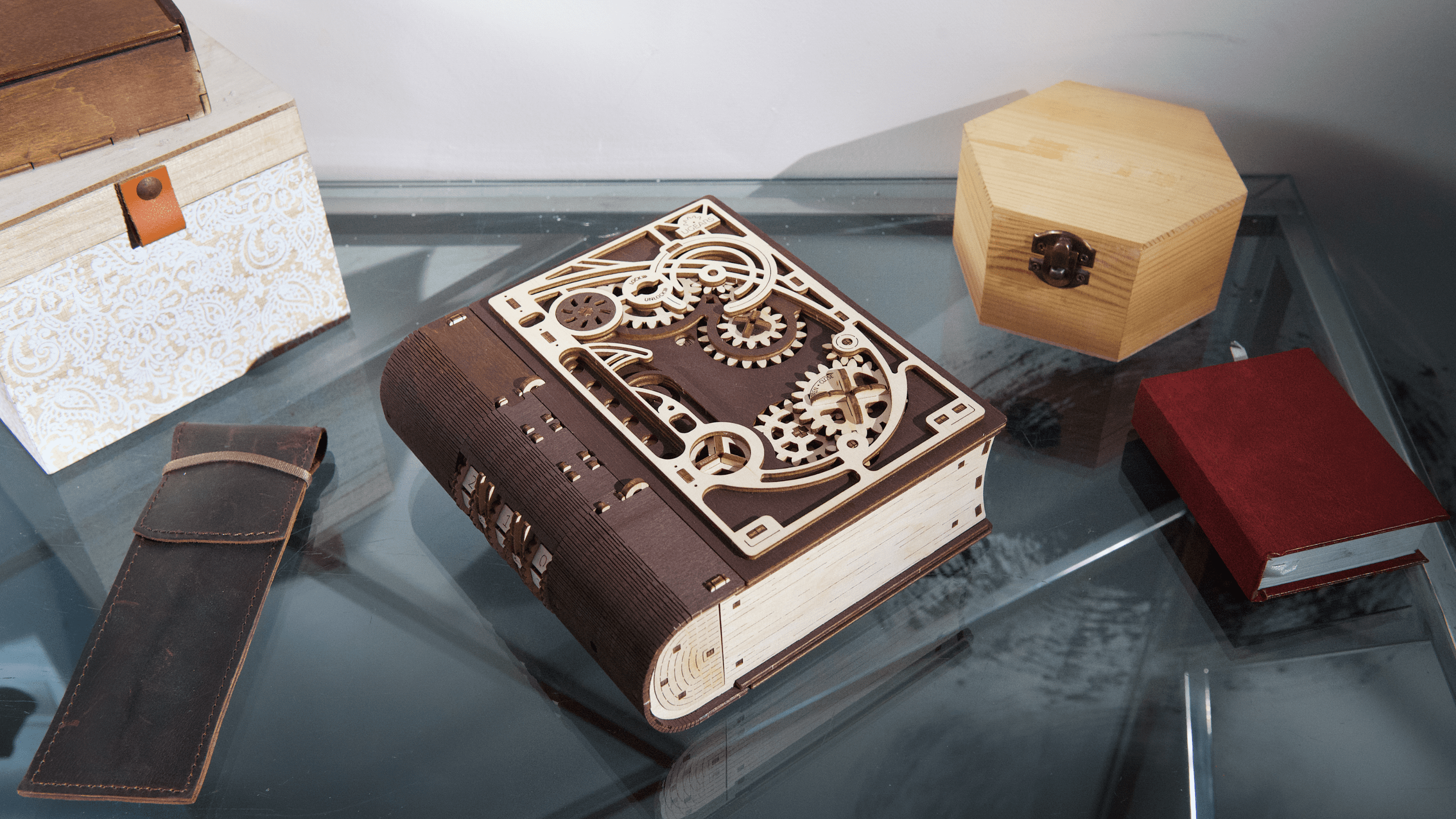 UGEARS Serenity's Dream 3D-puzzel - 3D houten puzzels voor volwassenen die mechanische zeilboot verplaatsen, houten modelbouwkits voor volwassenen om te bouwen - jachtmodelbouw, doe-het-zelf