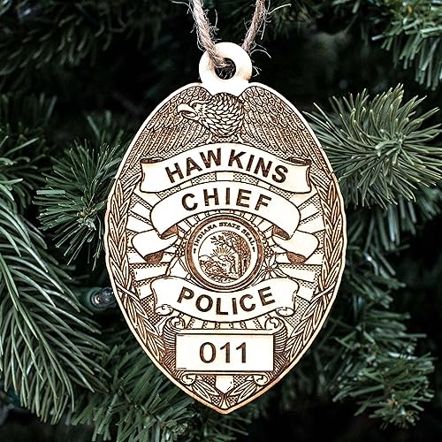 Miniatura 1 de Ornament - Hawkins Chief of Police - Raw Wood 3x4.5in