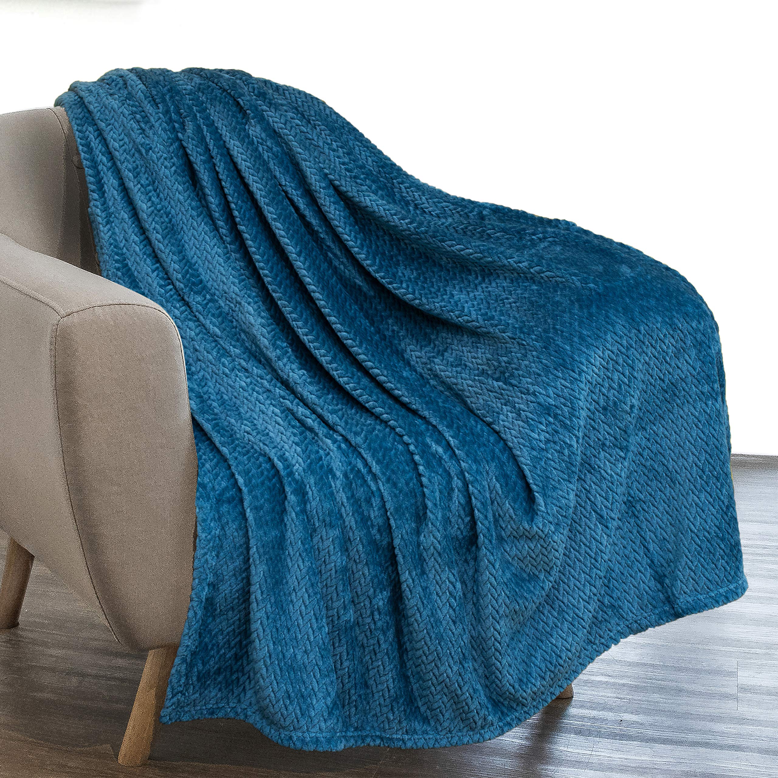 PAVILIA (130cm x 150cm , Sea Blue) - Premium Flannel Fleece Throw Blanket Super Soft, Cosy, Lightweight, Silky for All Season Use Beautiful Chevron, Leaf Pattern (Sea Blue, 130cm x 150cm )