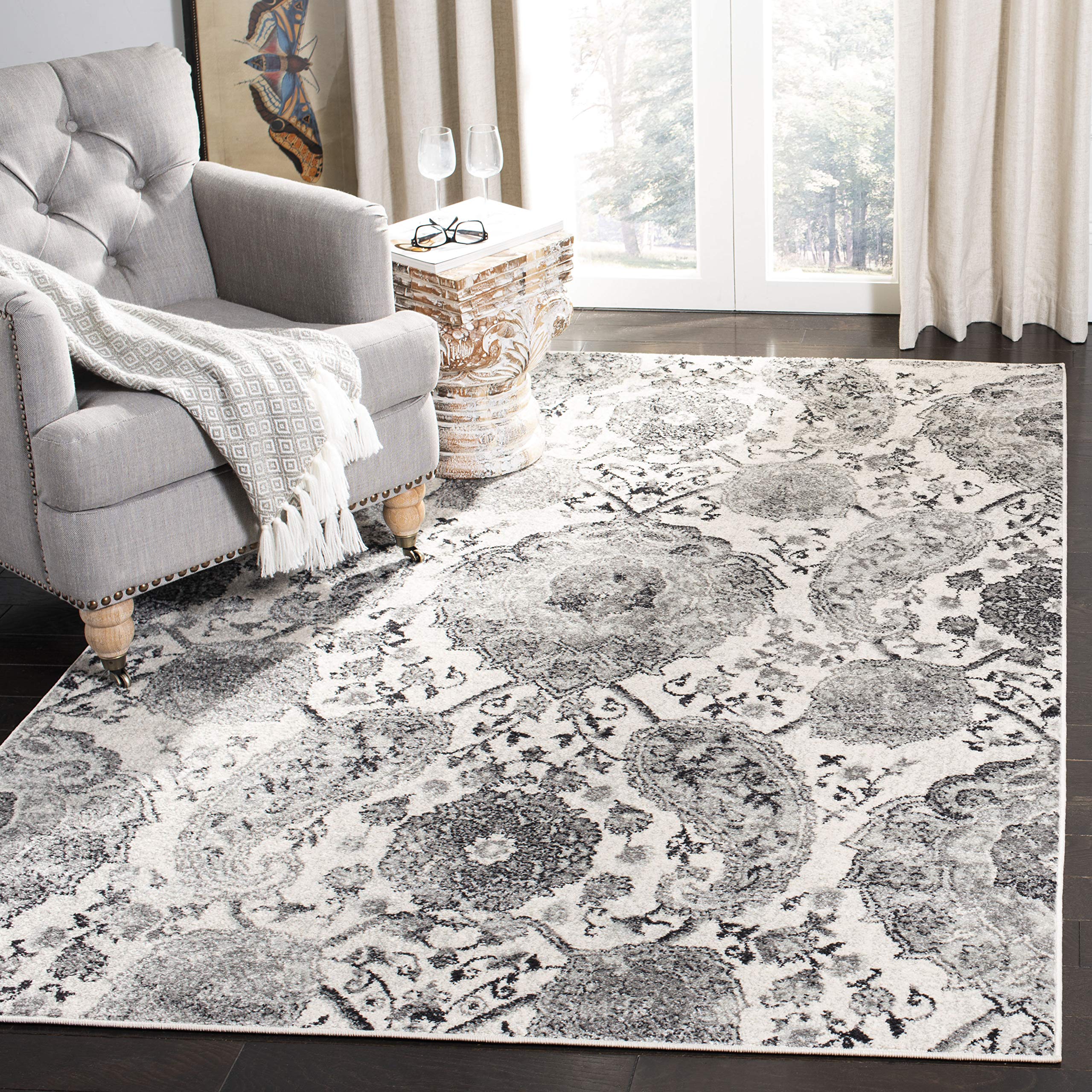 Safavieh Modern Chic Indoor Woven Rectangle Area Rug, Madison Collection, MAD600, in Cream/Silver, 91 X 152 cm for Living Room, Bedroom or Any Indoor Space