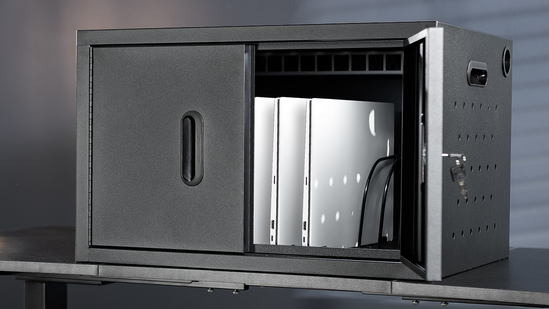 Amazon.com: VIVO 16-Bay Locking Laptop and Tablet Charging Station