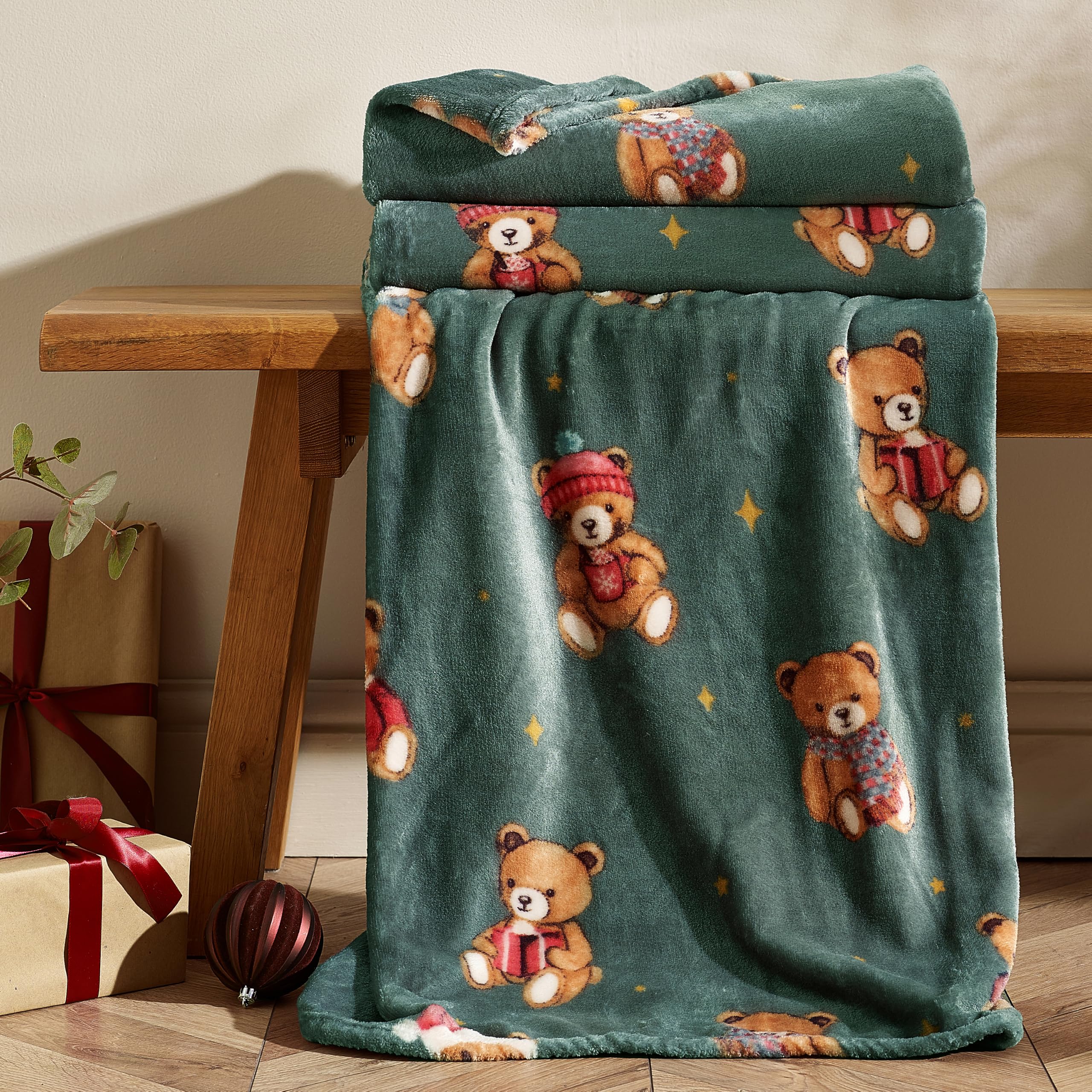 Catherine Lansfield Christmas Tartan Teddy Bear Soft Fleece Throw