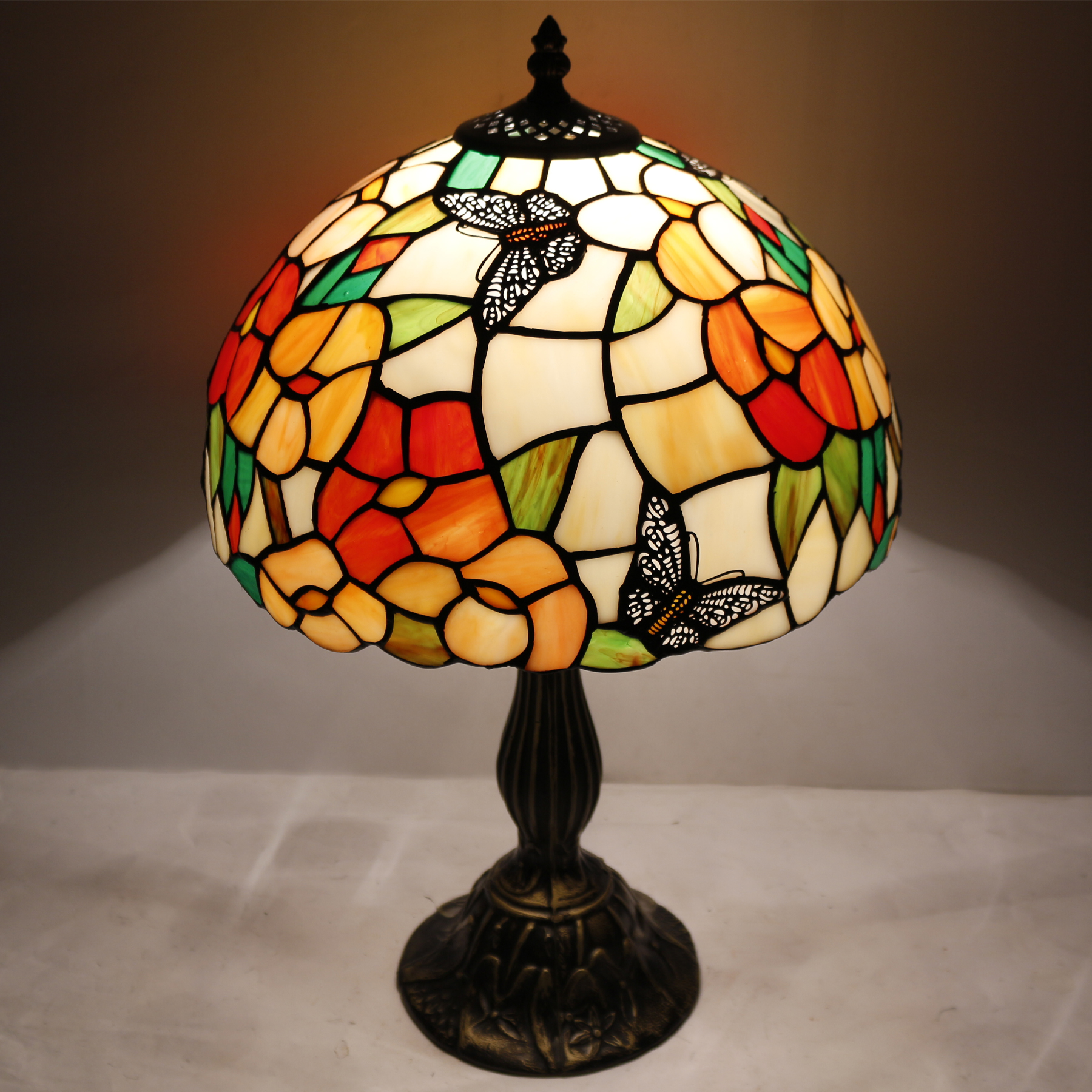 Image of WERFACTORY Tiffany Table Lamp Bedside Pink Stained Glass Lamp 18 Inch Tall