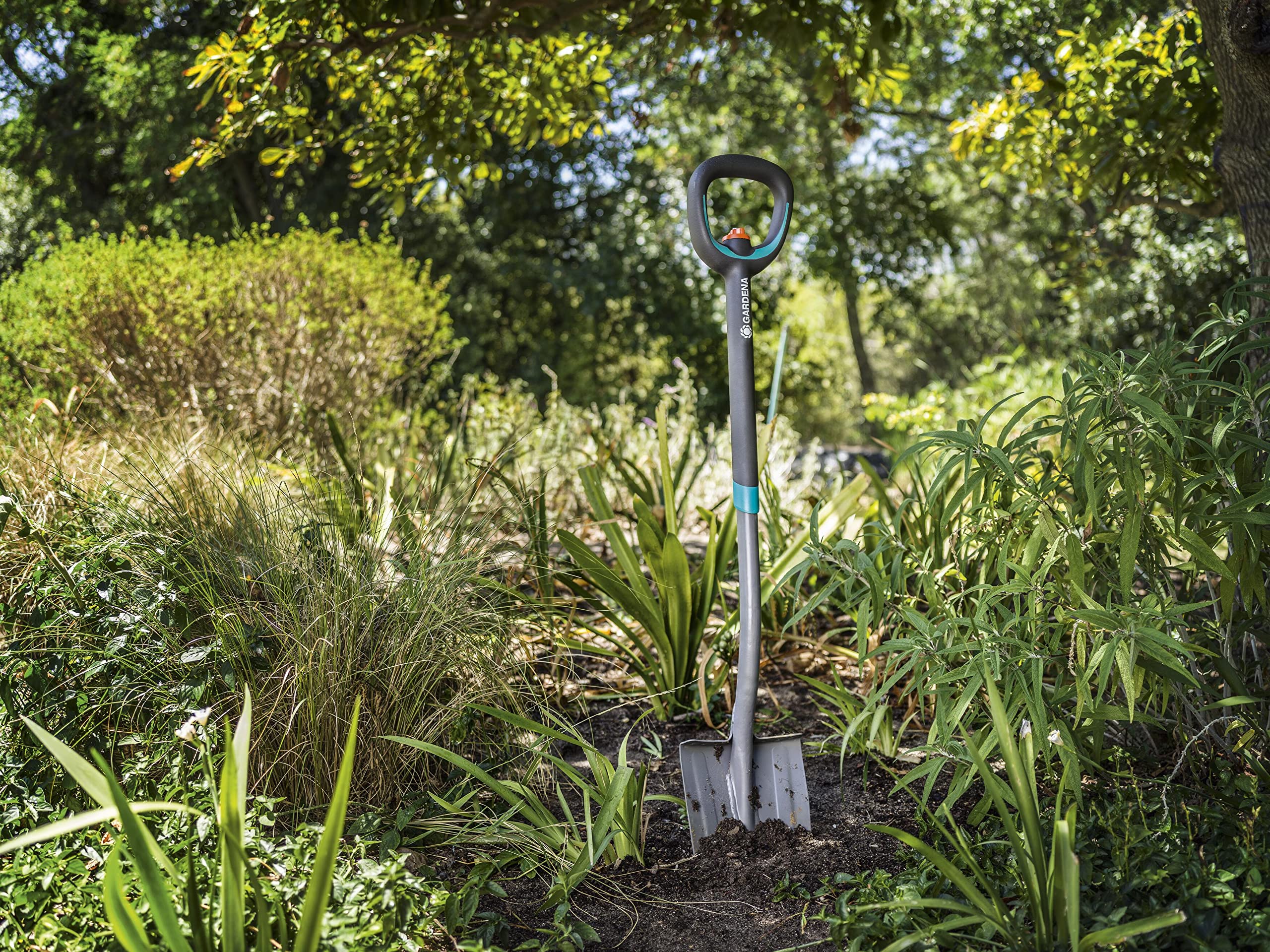 Gardena bêche télescopique ErgoLine: bêche de Jardin en Acier pour bêcher et Creuser, avec Repose-Pieds et Manche Ergonomique, poignée en D (17020-20)