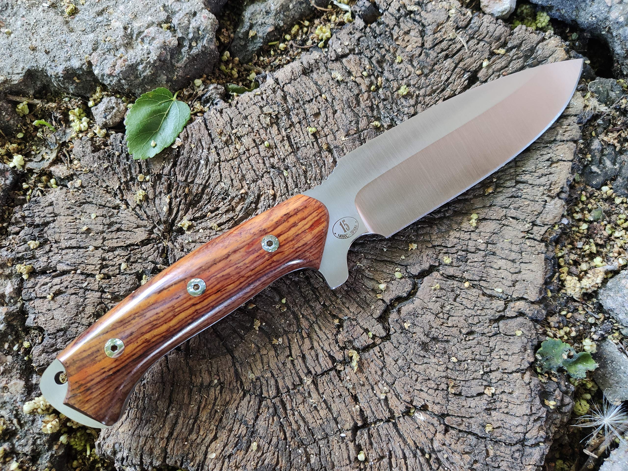 JEO-TEC Nº15 Cuchillo Supervivencia Caza Monte Bushcraft Camping Outdoor Campo - Funda con Pedernal - Acero BÖHLER N690C - Fabricado en España