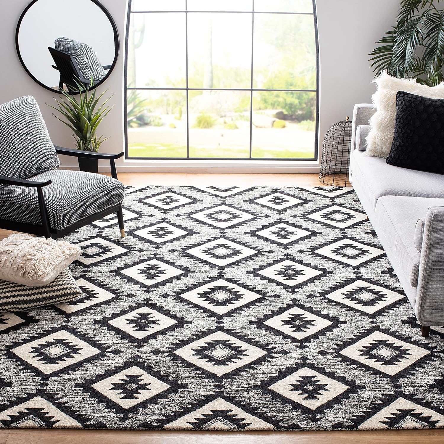 SAFAVIEH Aspen Collection Accent Rug - 3' x 5', Charcoal & Black, Handmade Wool, Ideal for High Traffic Areas in Entryway, Living Room, Bedroom (APN813Z)