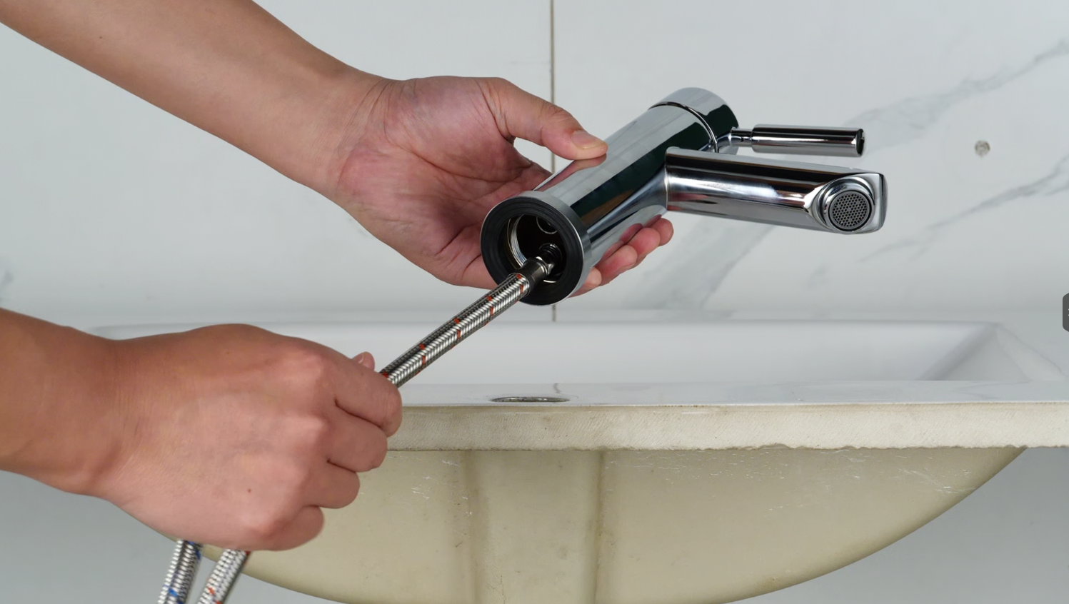 Kisimixer Robinet Salle Bain Monocommande Mitigeur Lavabo, Robinet Lavabo Salle De Bain Acier Inoxydable, Réglable Chaud Et Froid, Aérateur Amovible, Or Brossé Laiton