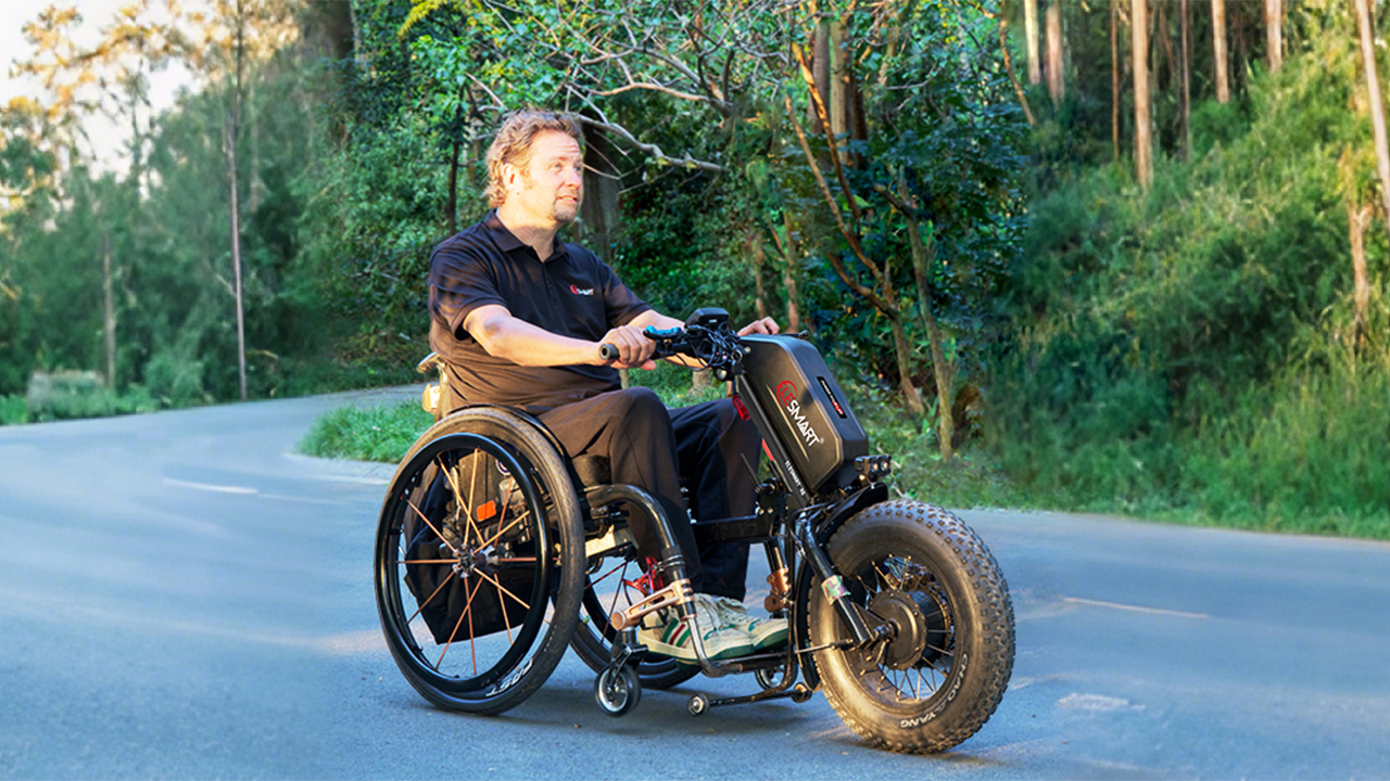 エリ Amazon.com: ELESMART A8 Electric Handcycle Wheelchair Power