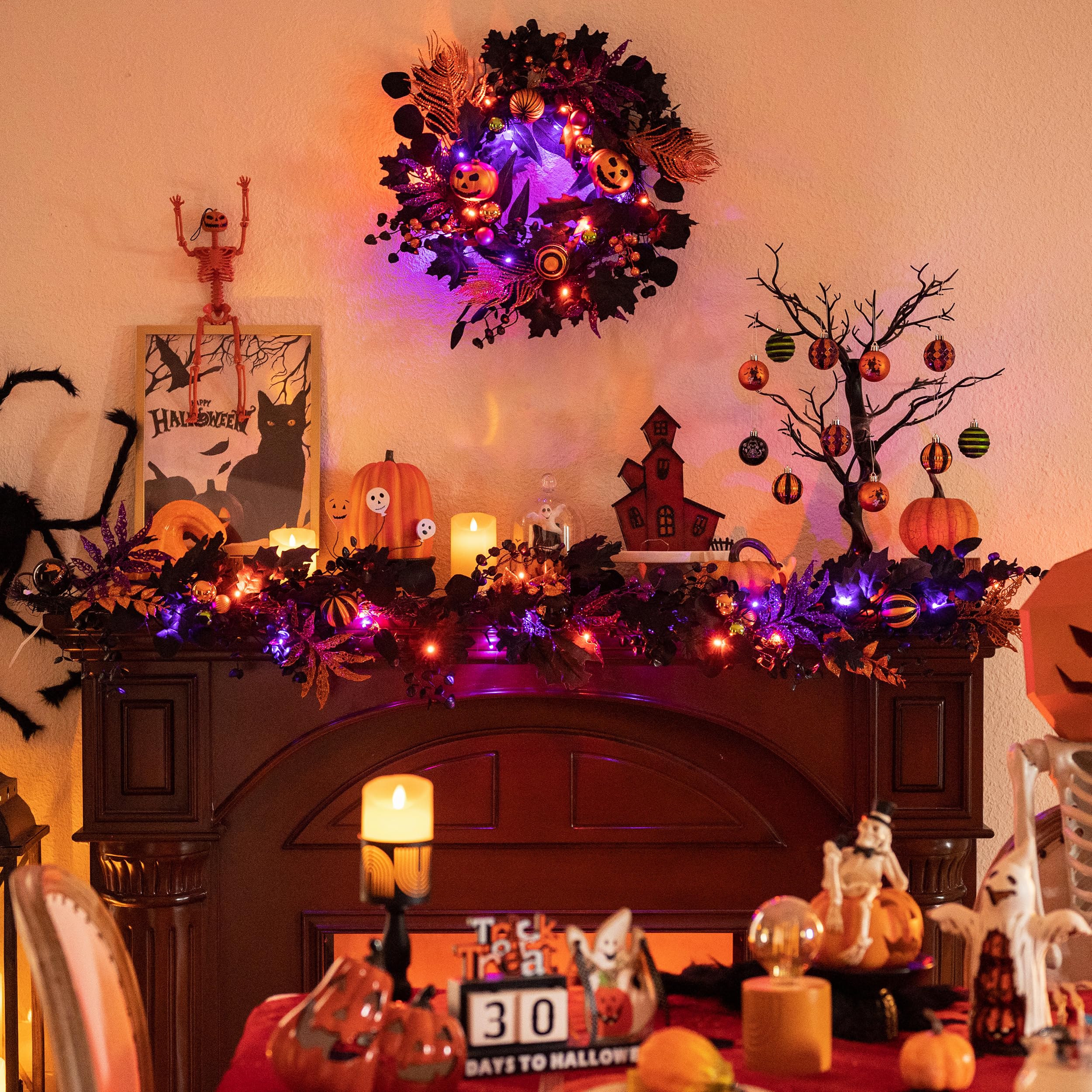Valery Madelyn Corona de Halloween para puerta delantera con luces, corona de calabaza preiluminada de 18 pulgadas, decoración de Halloween para el hogar, porche, centro de mesa, ventana, interior