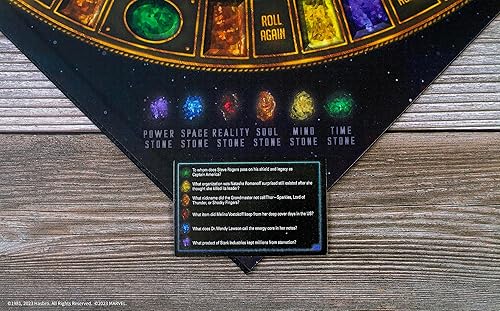 Miniatura 6 de TRIVIAL PURSUIT Marvel Cinematic Universe Ultimate Edition  Juego de mesa coleccionable de trivia con 6 motores de ubicación Infinity Stone y 1800