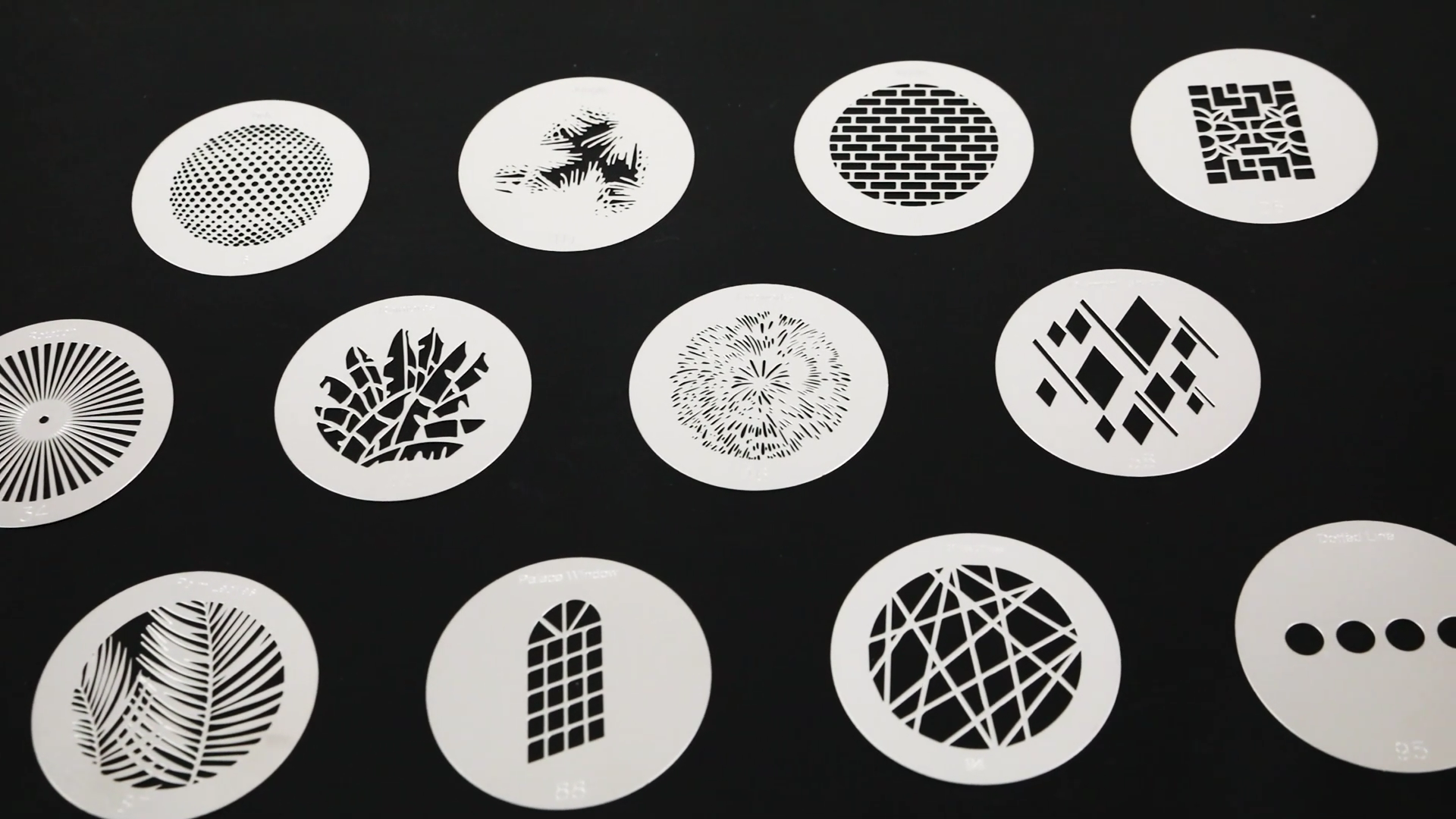 Amazon.com: SOONPHO 13pcs Round GOBO Kit I for Optical Snoot