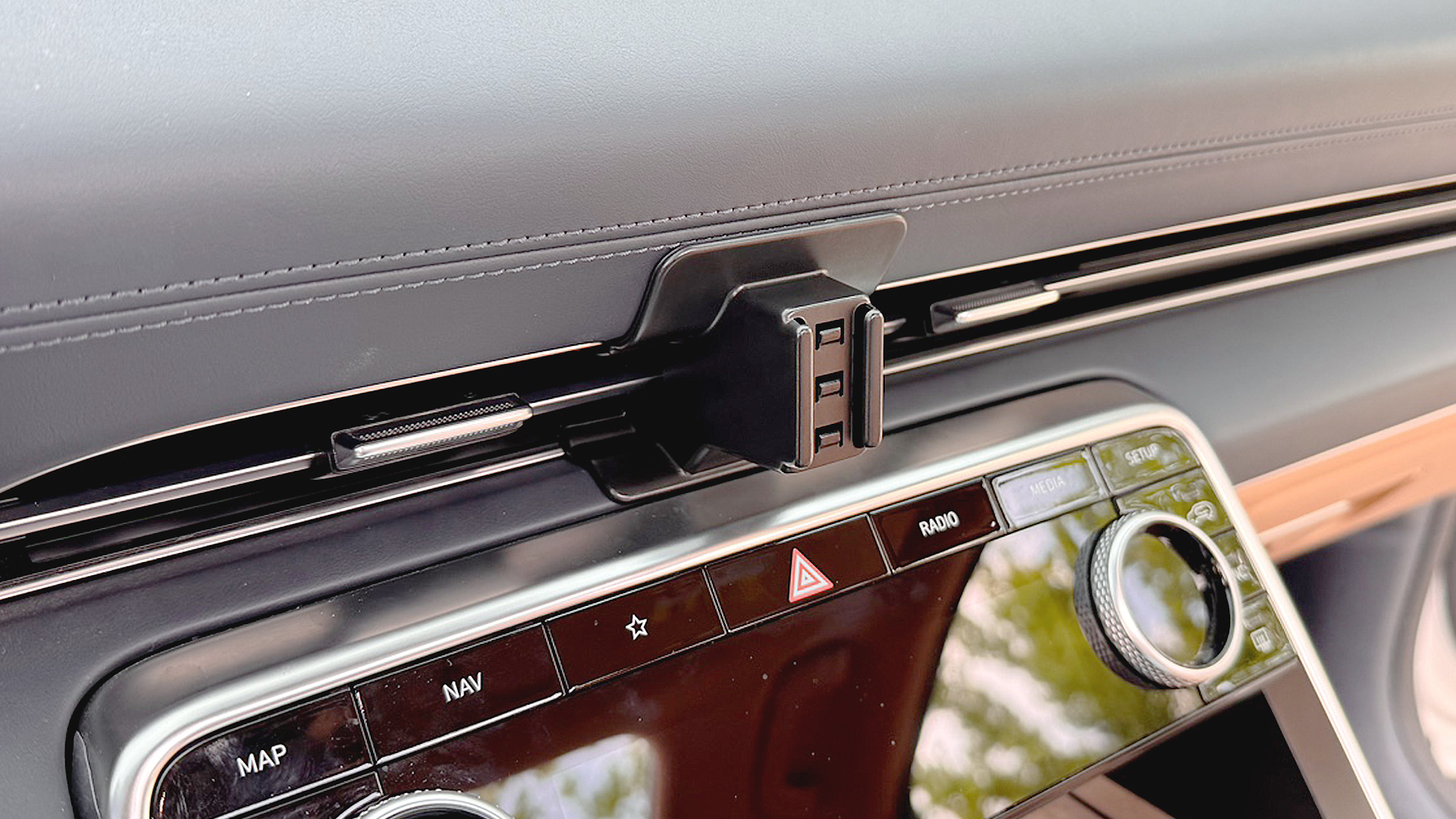 Amazon.com: MaserWeller Car Phone Holder for 2021-2024 Genesis