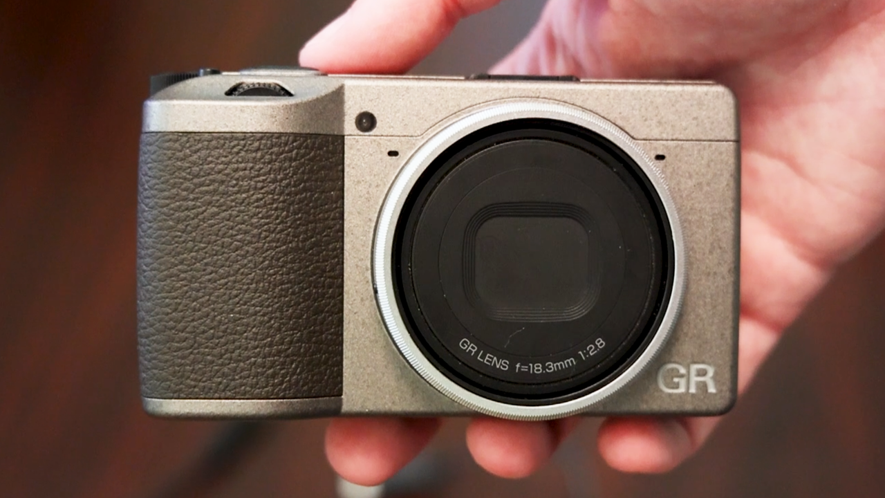Watch Ricoh GRIII Super Discreet Street Photography Camera on